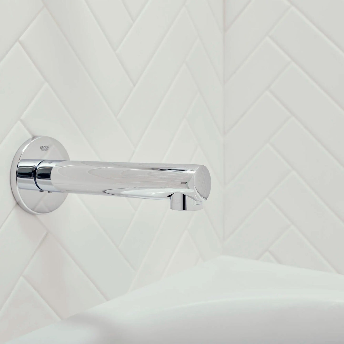 GROHE 13274001 Concetto Tub Spout - Chrome