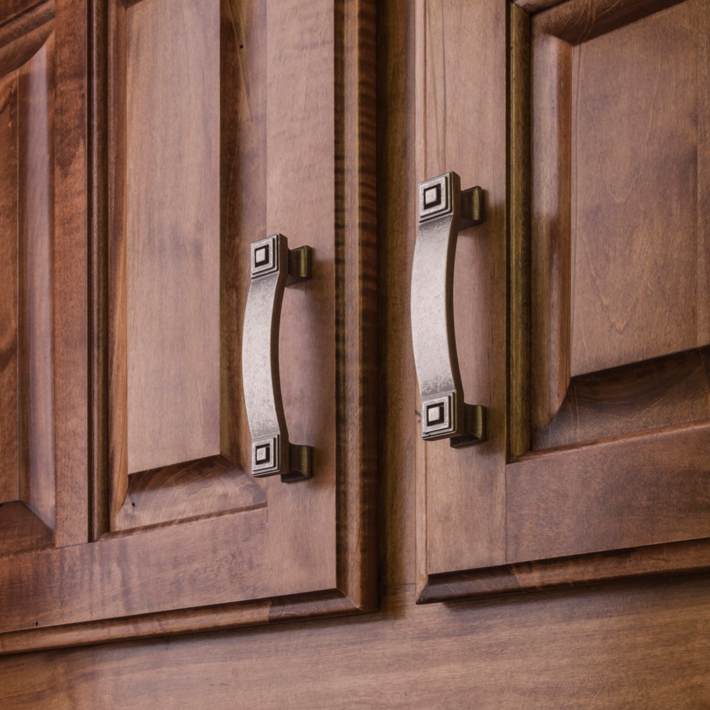 JEFFREY ALEXANDER 585-128DP Delmar 128 mm Center-to-Center Bar Pull - Distressed Pewter