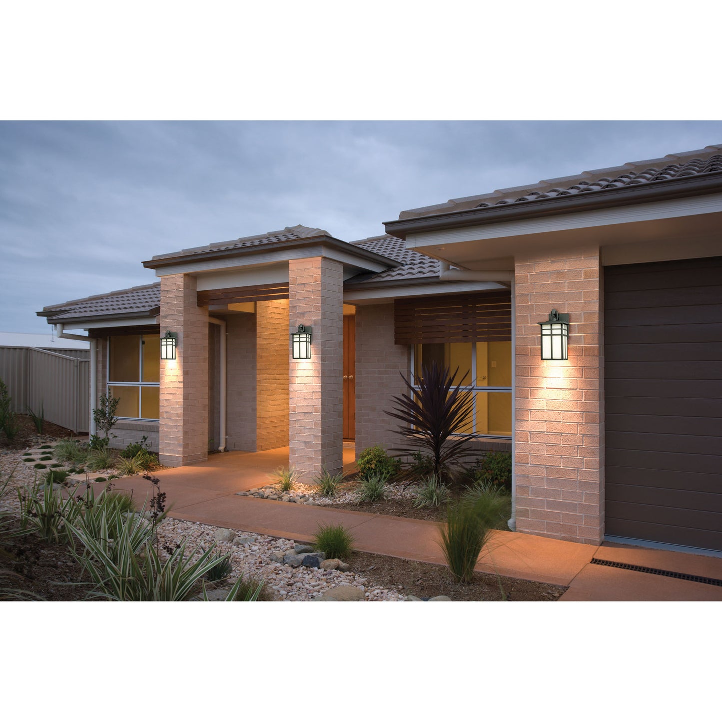 THOMAS SL91047 Mission 10.5'' High 1-Light Outdoor Sconce - Black