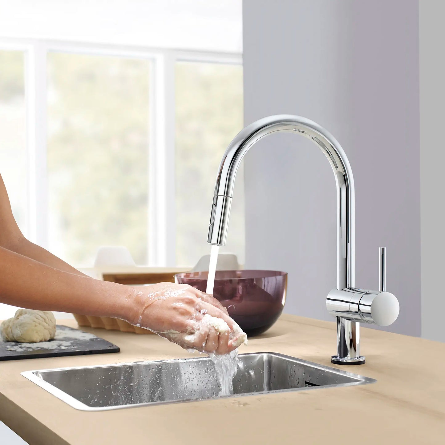 GROHE 31359002 Minta Single-Handle Pull Down Kitchen Faucet Dual Spray 1.75 GPM with Touch Technology - Chrome