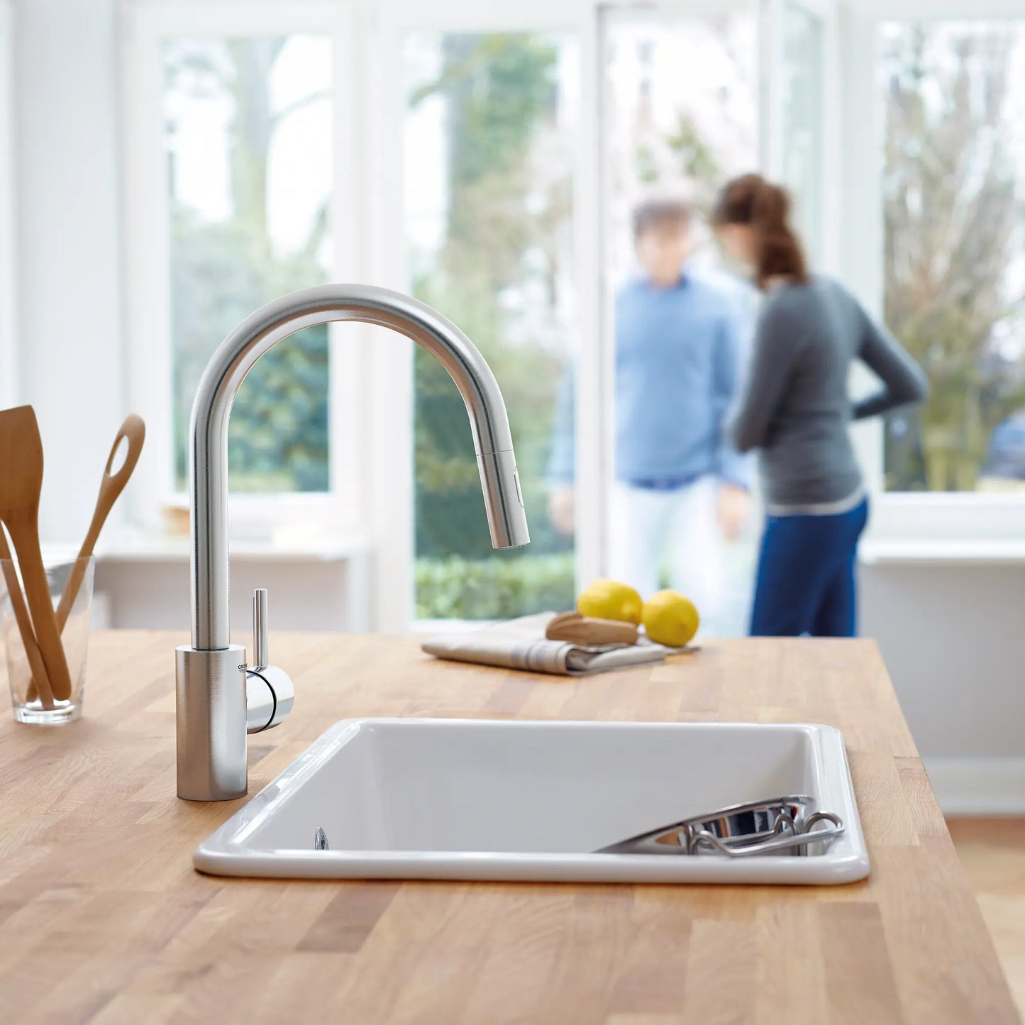 GROHE 32665DC3 Concetto Single-Handle Pull-Down Kitchen Faucet Dual Spray 1.75 GPM - Supersteel