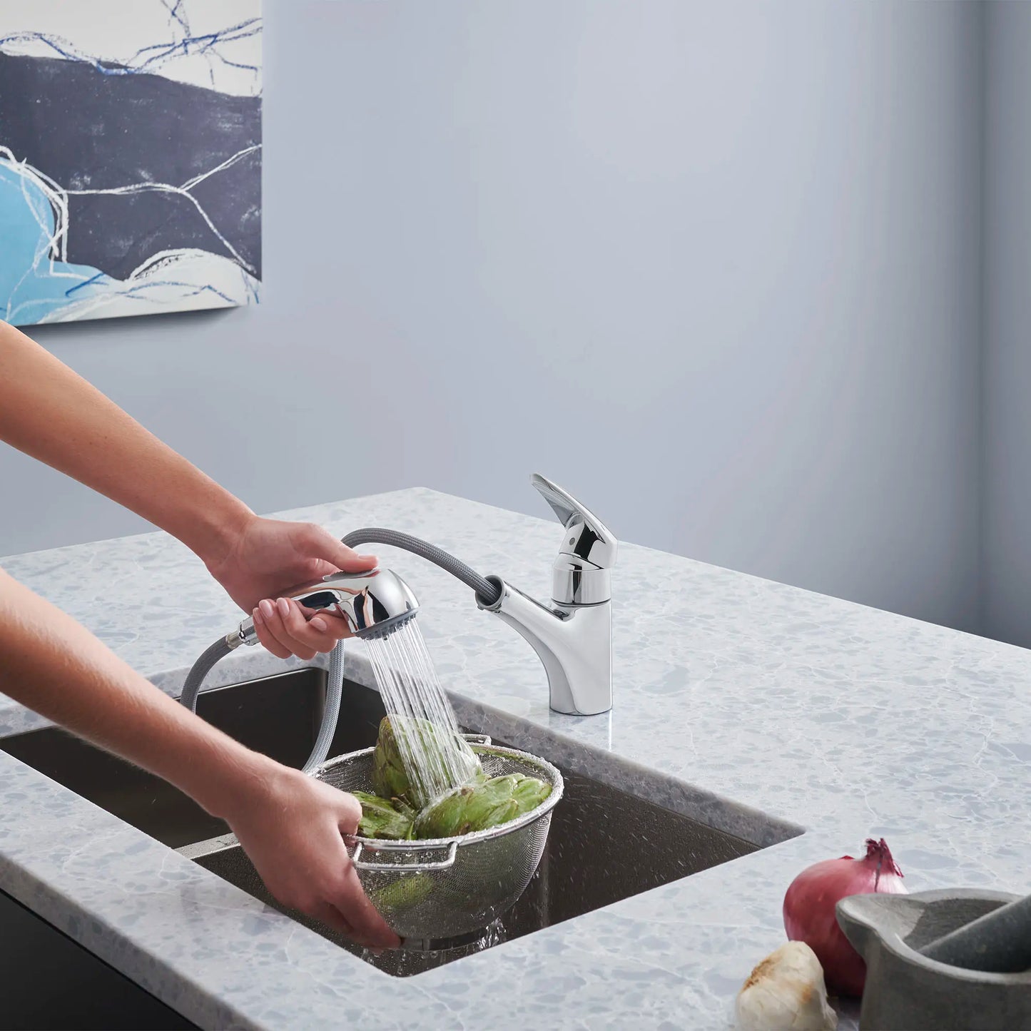 GROHE 33330001 Eurodisc Single-Handle Pull-Out Kitchen Faucet Dual Spray 1.75 GPM - Chrome