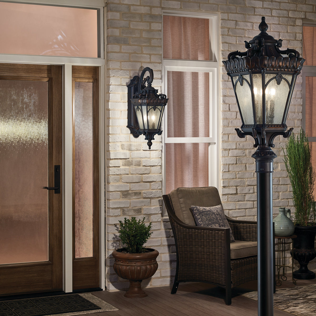 KICHLER 9559LD Tournai 30" 4 Light Outdoor Post Light With Clear Seeded Glass In Londonderry
