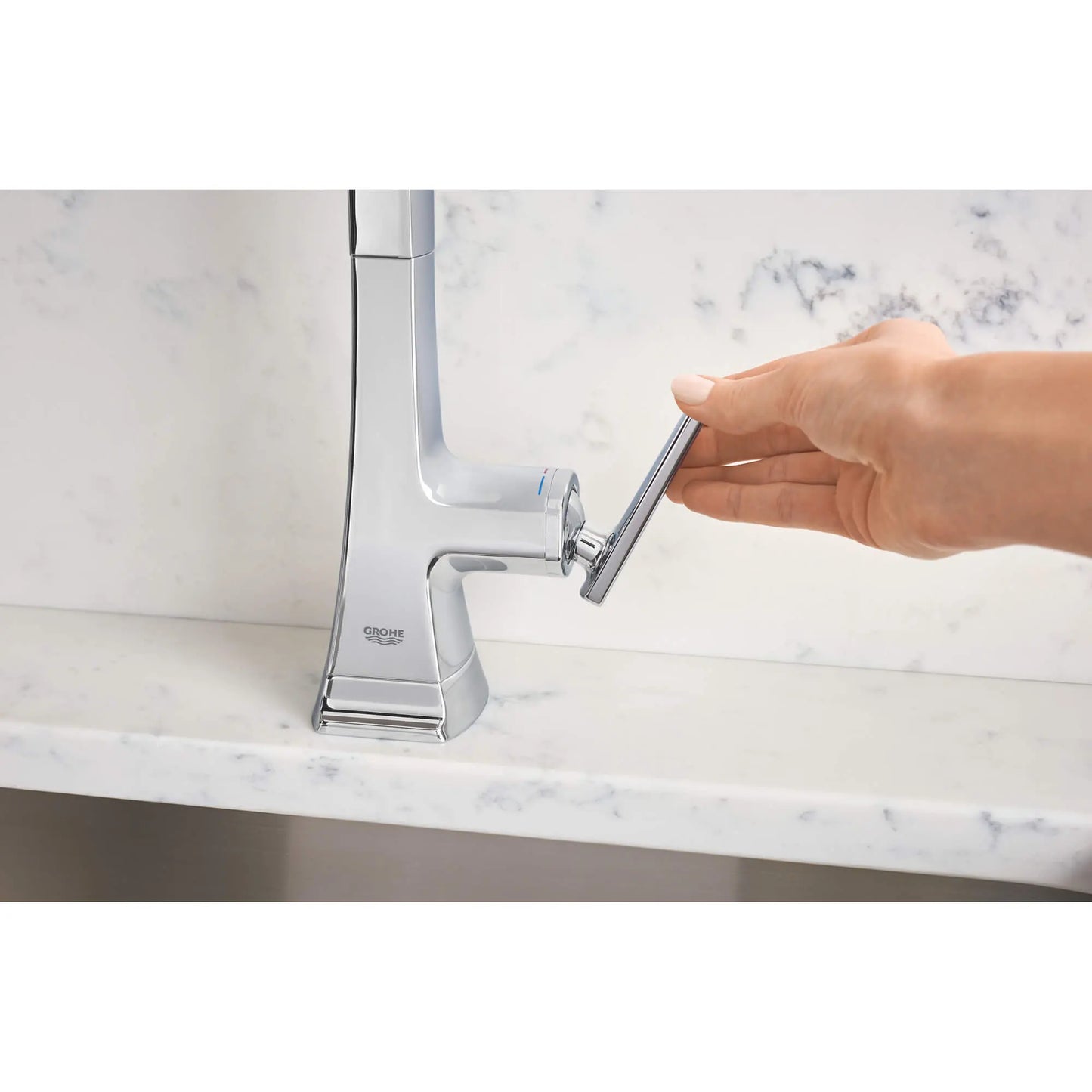 GROHE 30365000 Carre Single-Handle Pull Down Kitchen Faucet Dual Spray 1.75 GPM - Chrome