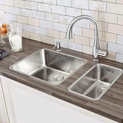 GROHE 30213001 Parkfield Single-Handle Pull Down Kitchen Faucet Dual Spray 1.75 GPM - Chrome