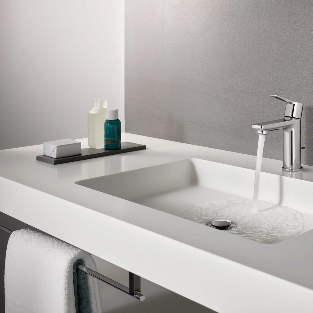 GROHE 40509001 Essentials Cube 24" Towel Bar - Chrome
