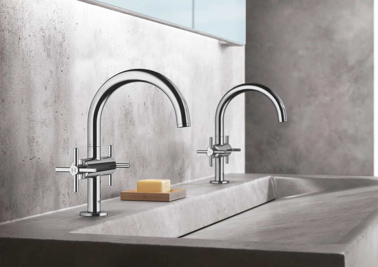 GROHE 21031003 Atrio New Single Hole Two-Handle M-Size Bathroom Faucet 1.2 GPM - Chrome