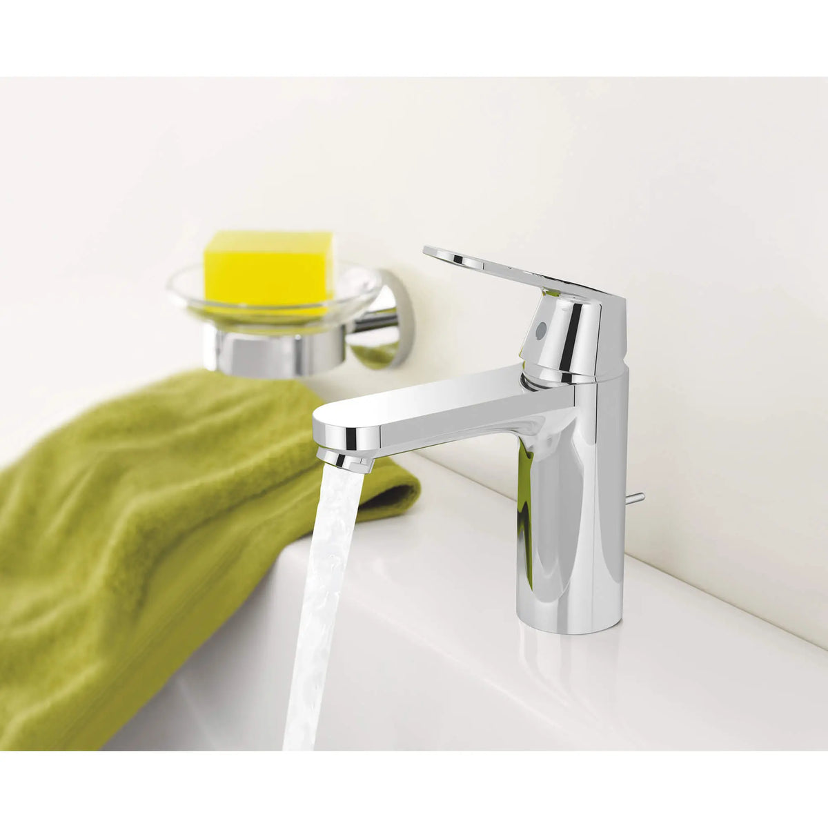 GROHE 40344001 Essentials 5-in-1 Accessory Set - Chrome