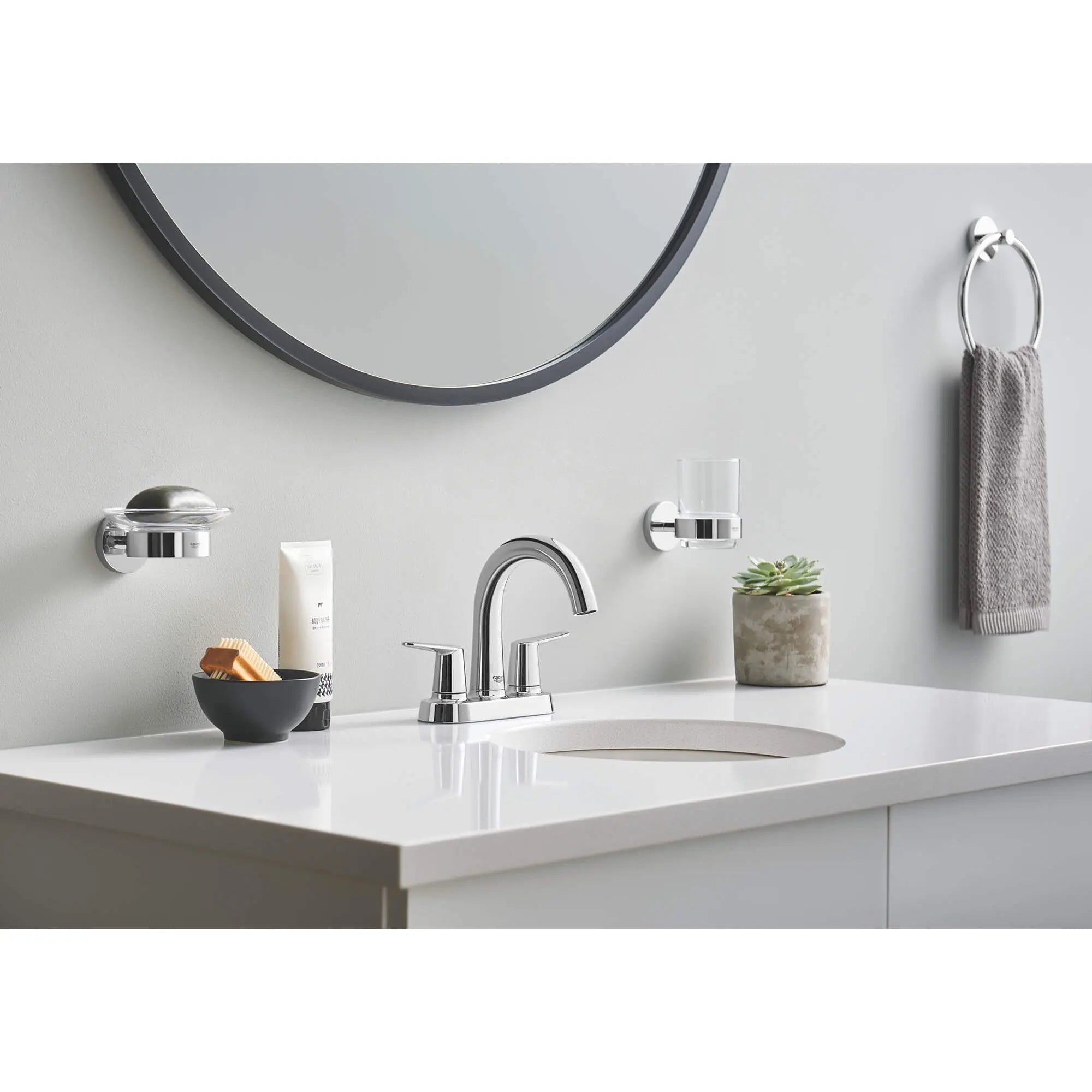 GROHE 40365001 Essentials 8" Towel Ring - Chrome