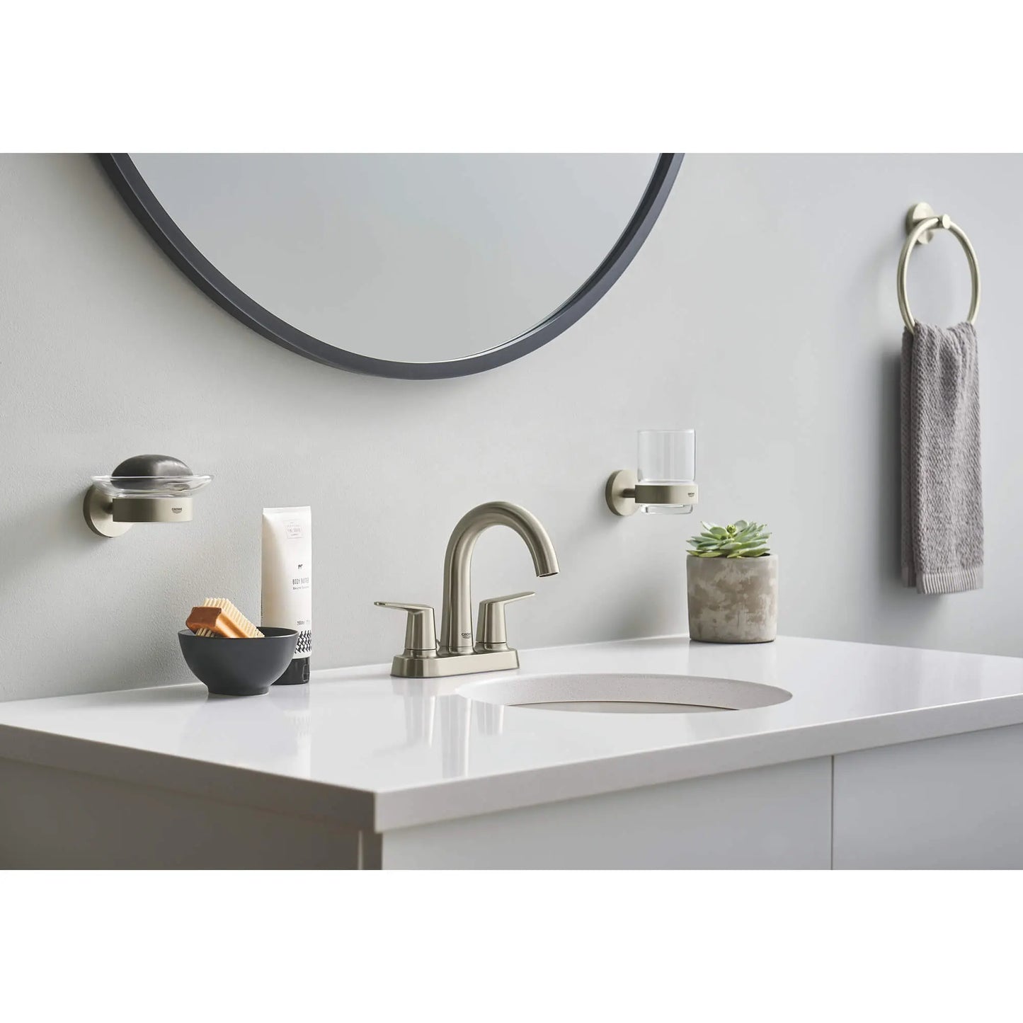 GROHE Essentials Glass with Holder - Brushed Nickel, 40447EN1