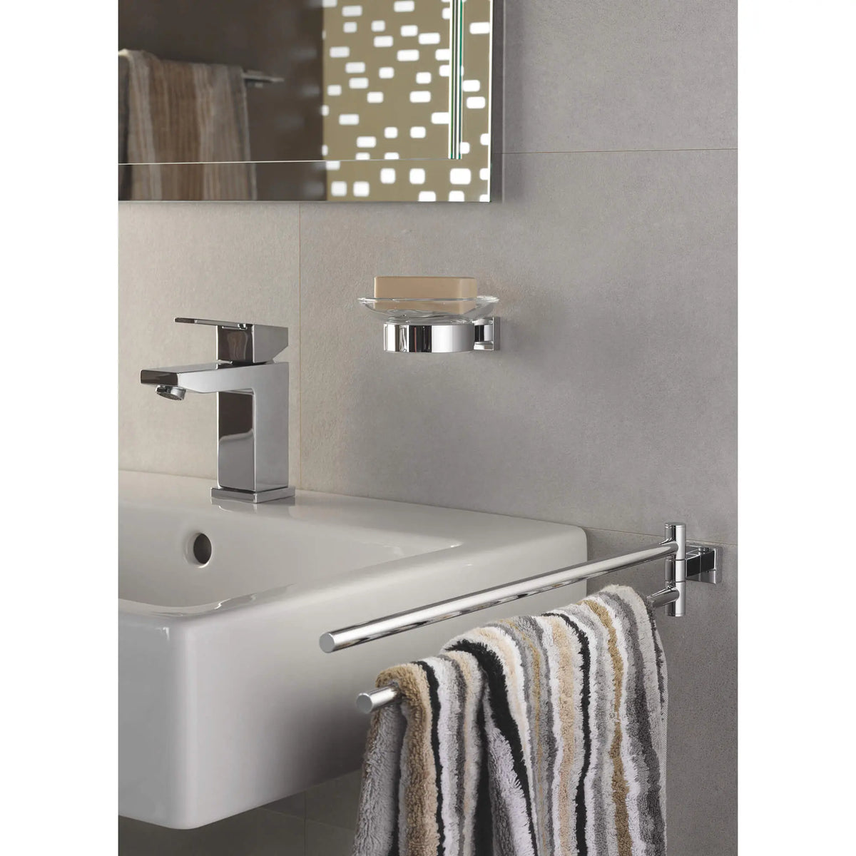 GROHE 40508001 Essentials Cube Holder For Glass, Soap Dish Or Soap Dispenser - Chrome