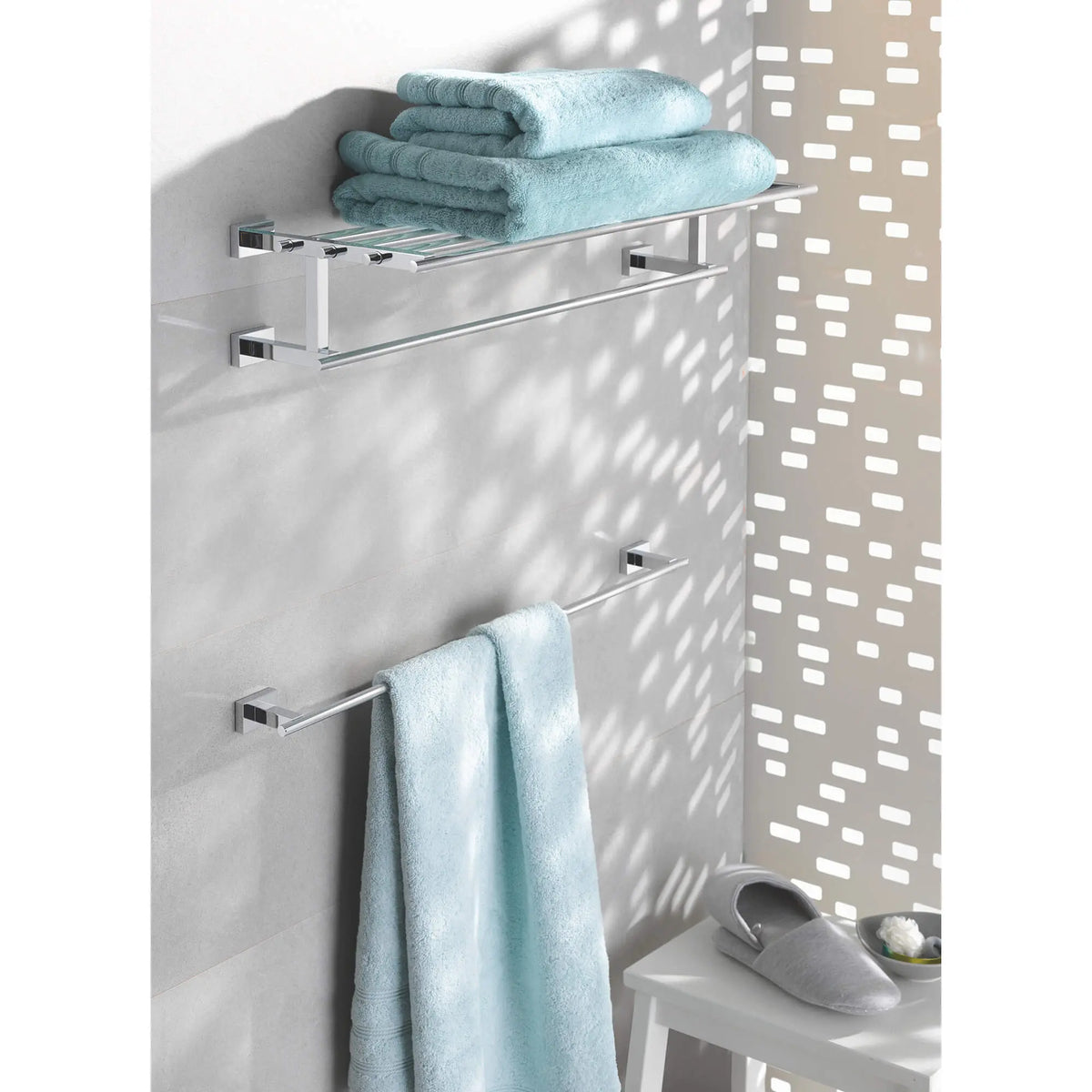 GROHE 40509001 Essentials Cube 24" Towel Bar - Chrome
