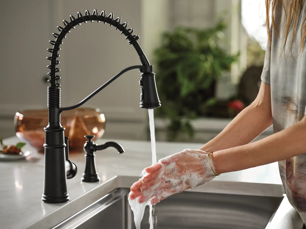 MOEN 5927BL Belfield One-Handle Pre-Rinse Spring Pulldown Kitchen Faucet - Matte Black