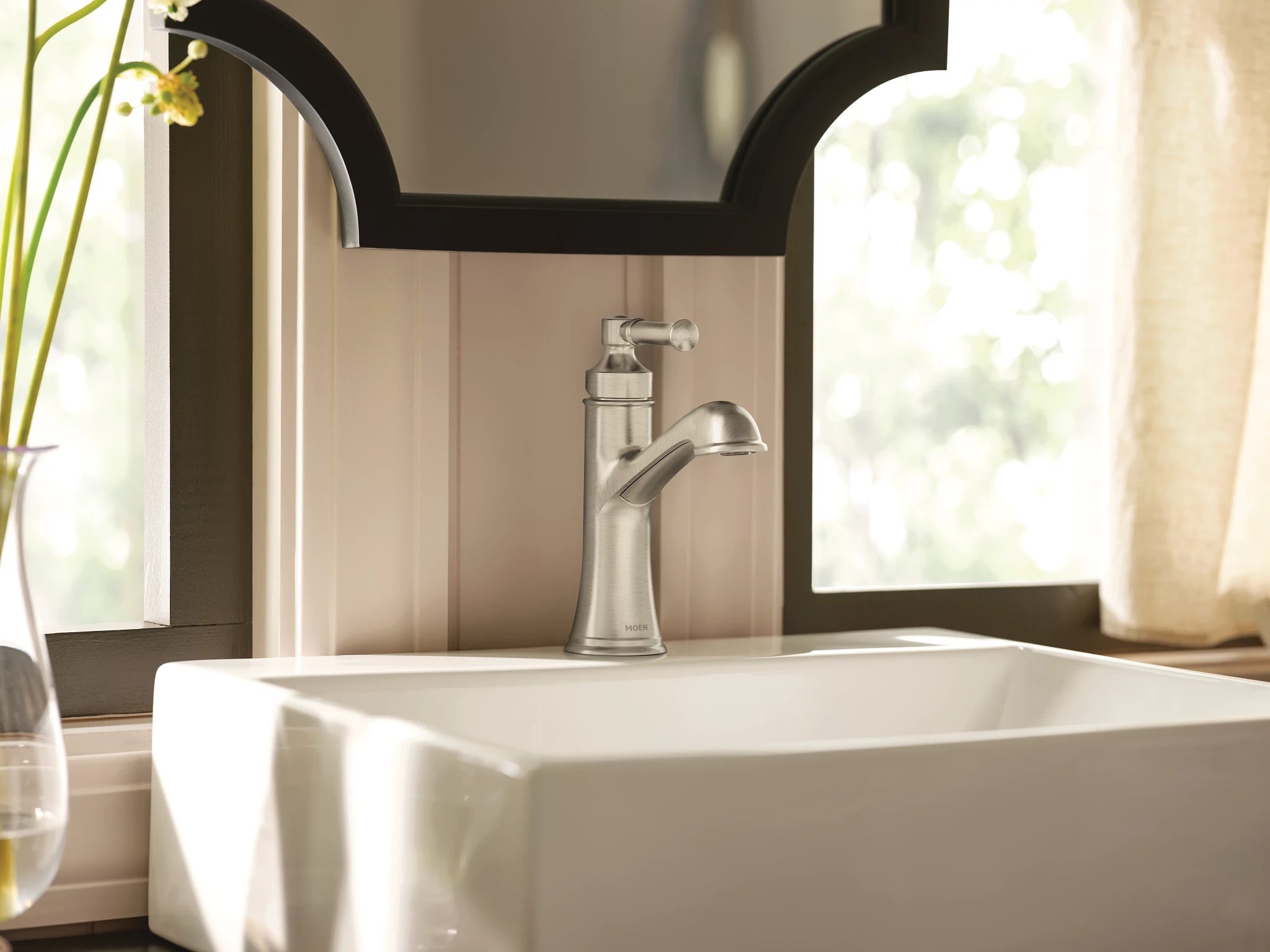 MOEN 6803BN Dartmoor One-Handle Bathroom Sink Faucet - Brushed Nickel