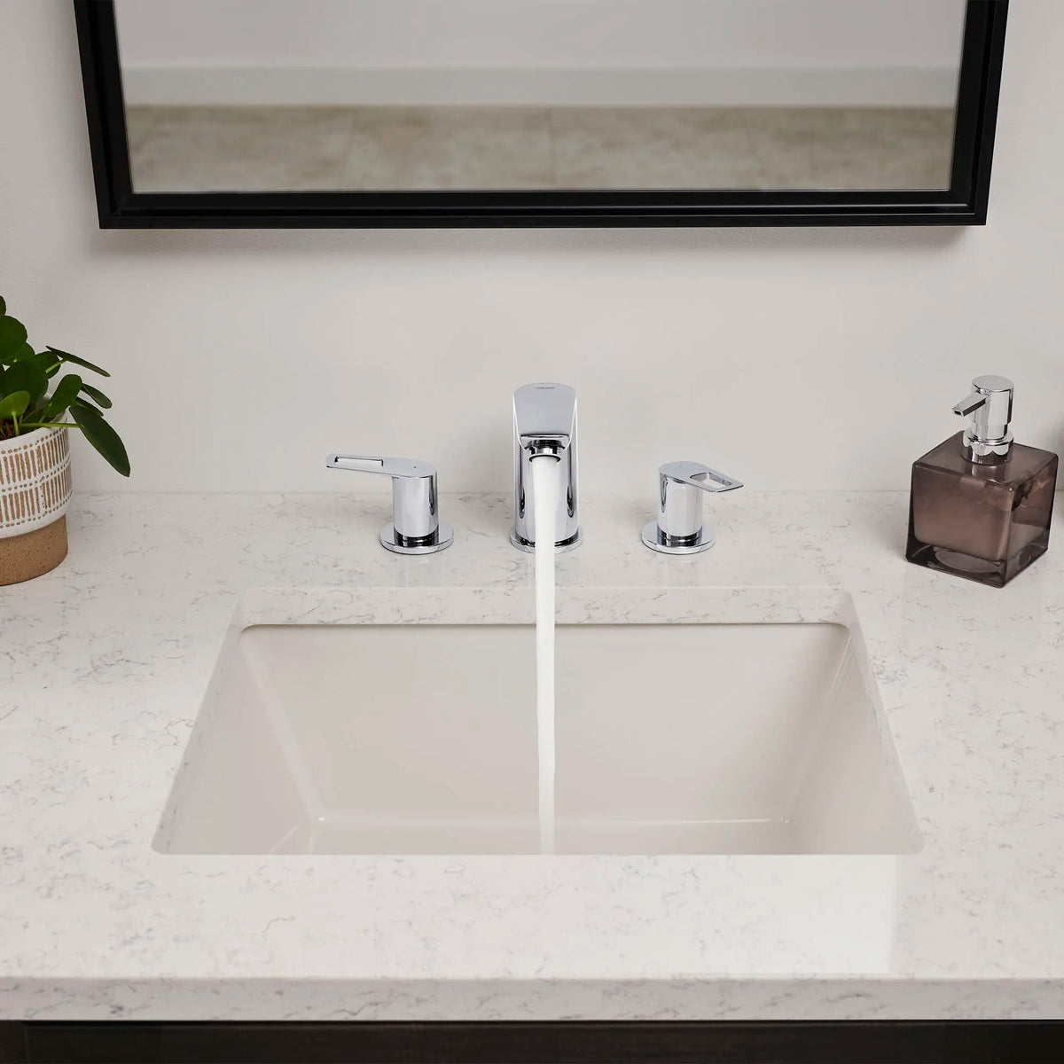 GROHE 20225001 Bauloop 8-Inch Widespread 2-Handle M-Size Bathroom Faucet, 1.2 GPM - Chrome