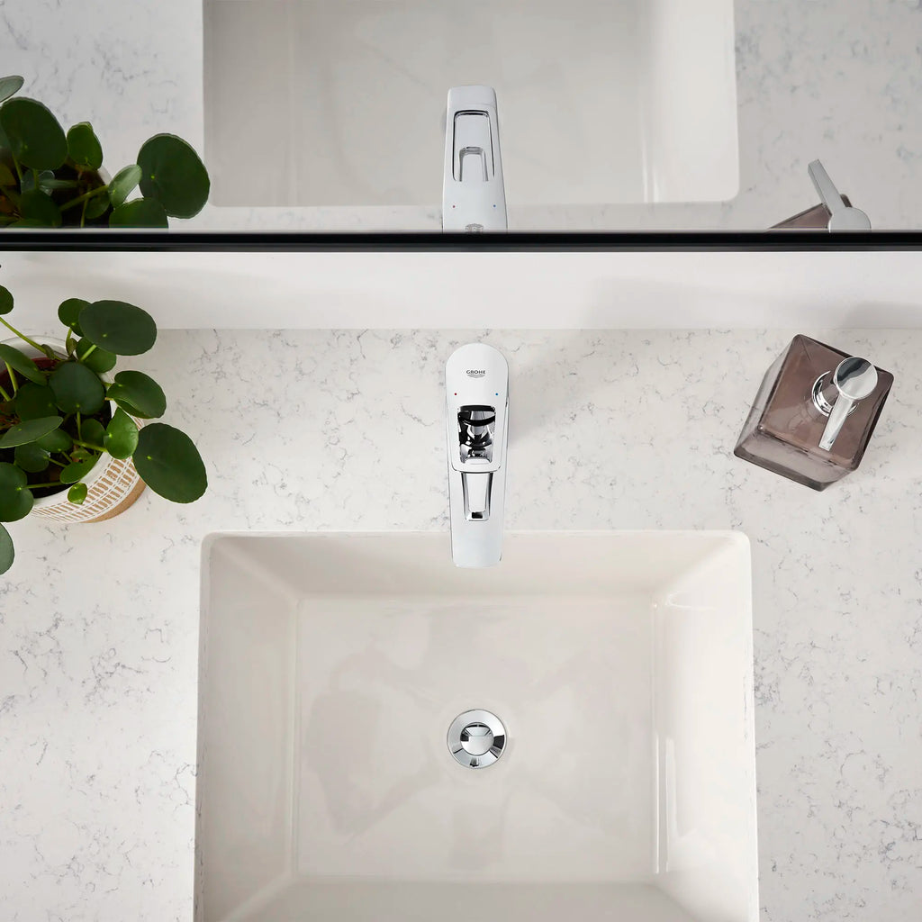 GROHE 23963001 Bauloop Single Hole Single-Handle M-Size Bathroom Faucet, 1.2 GPM - Chrome