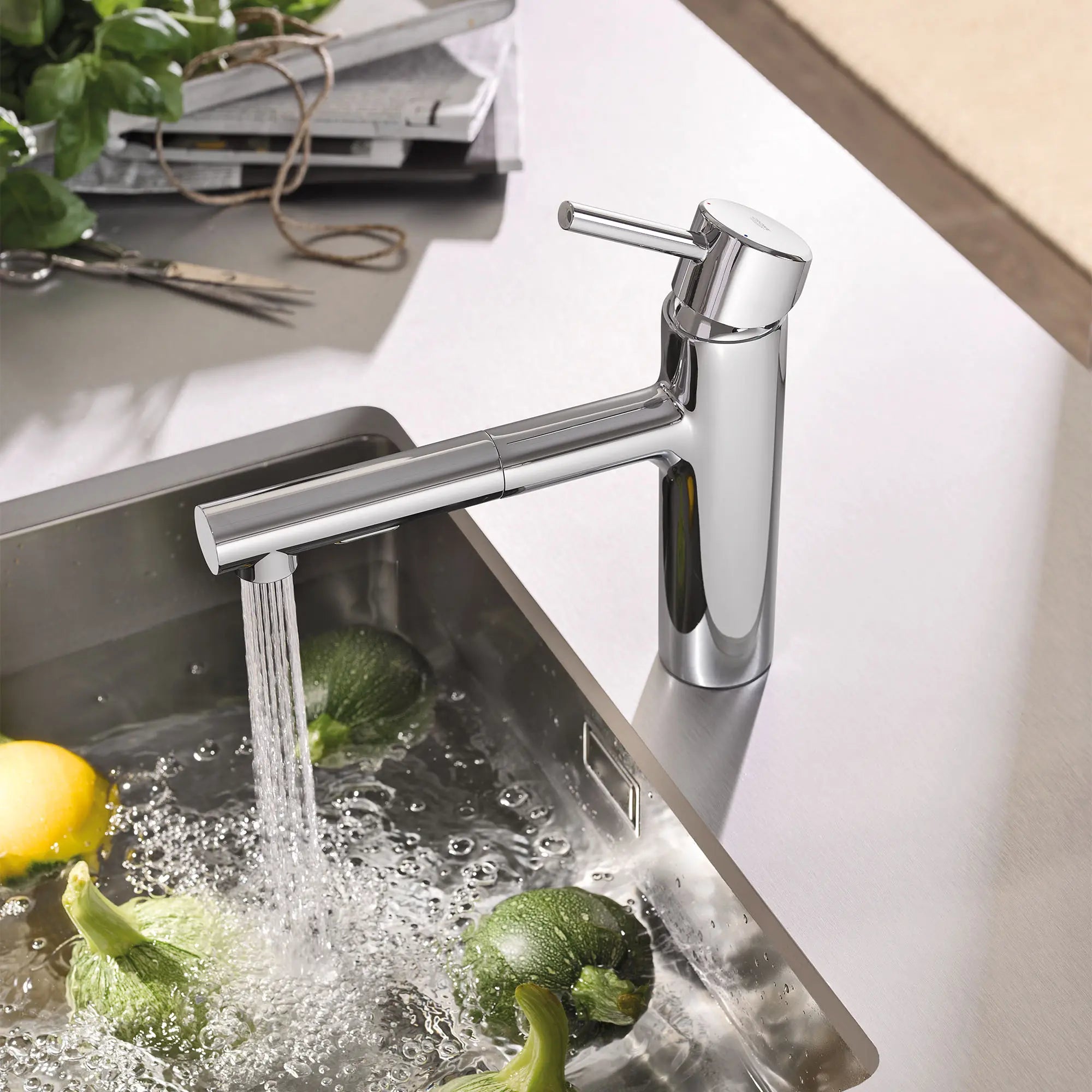 GROHE 31453001 Concetto Single-Handle Pull-Out Kitchen Faucet Dual Spray 1.5 GPM - Chrome