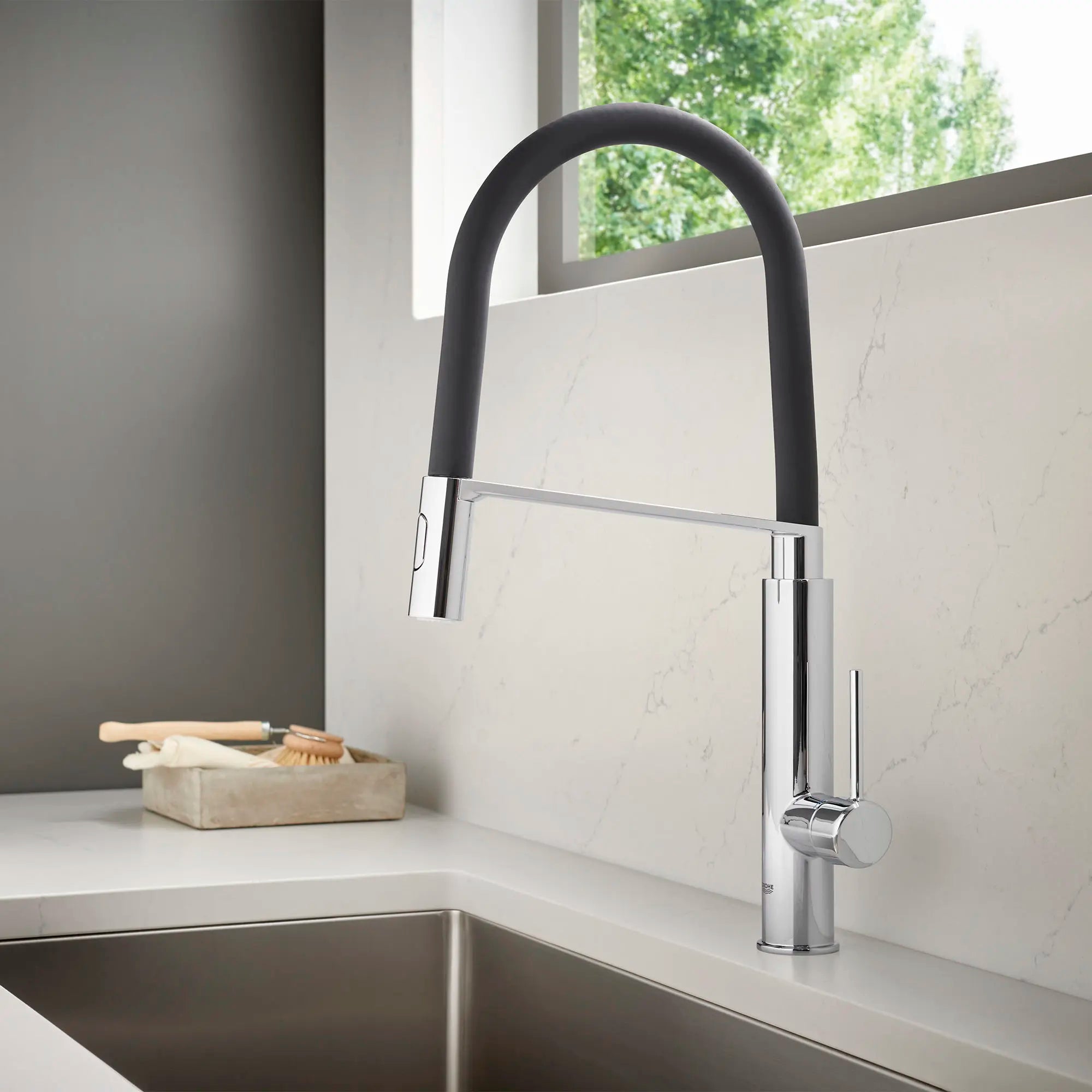 GROHE 31492000 Concetto Single-Handle Semi-Pro Dual Spray Kitchen Faucet 1.75 GPM - Chrome
