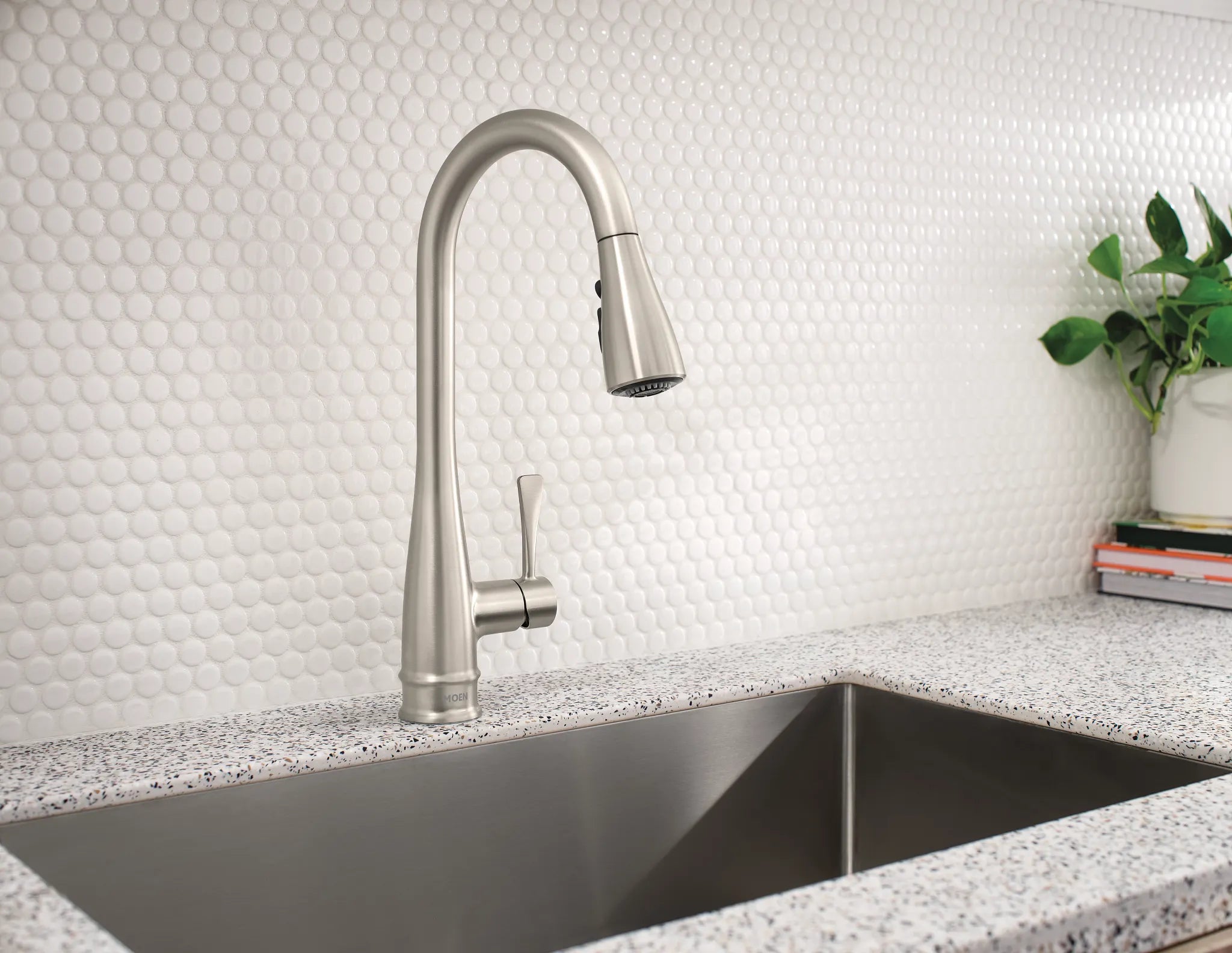 MOEN 7804SRS Riverwood Chrome One-Handle Kitchen Faucet - Spot Resist Stainless