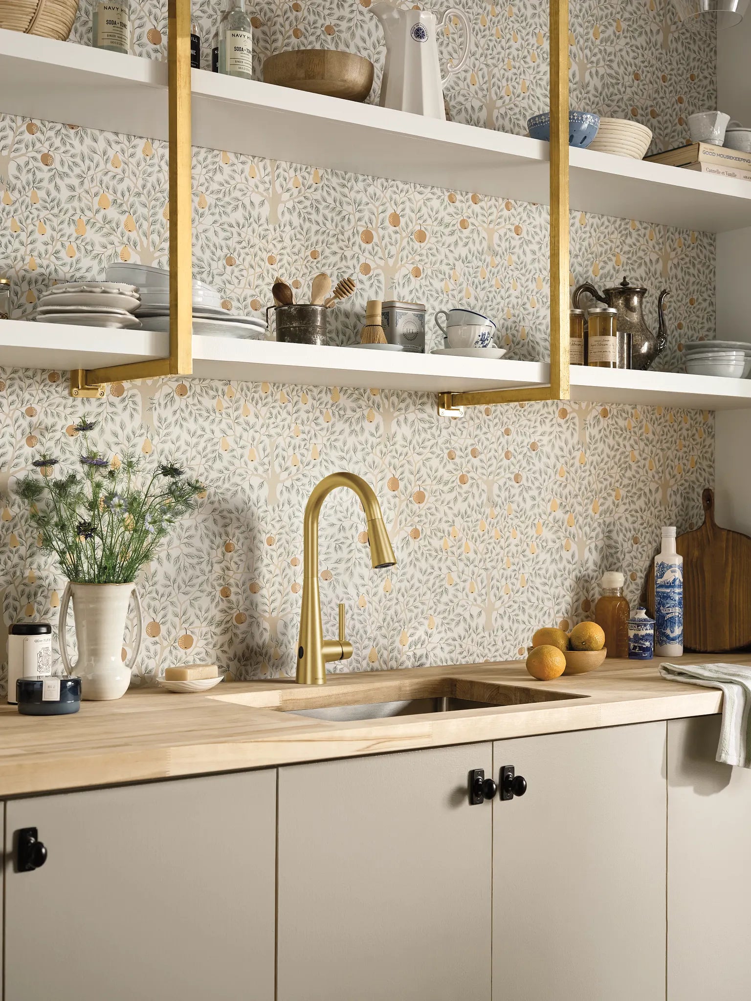 MOEN 7864EWBG Sleek Motionsense Wave One-Handle Pulldown Touchless Kitchen Faucet - Brushed Gold