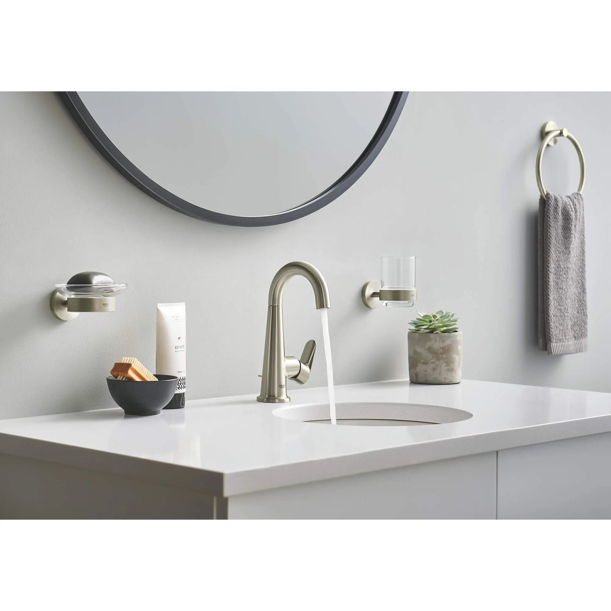 GROHE 23837EN0 Veletto Single-Handle 4" Centerset Bathroom Faucet, 1.2 GPM - Brushed Nickel