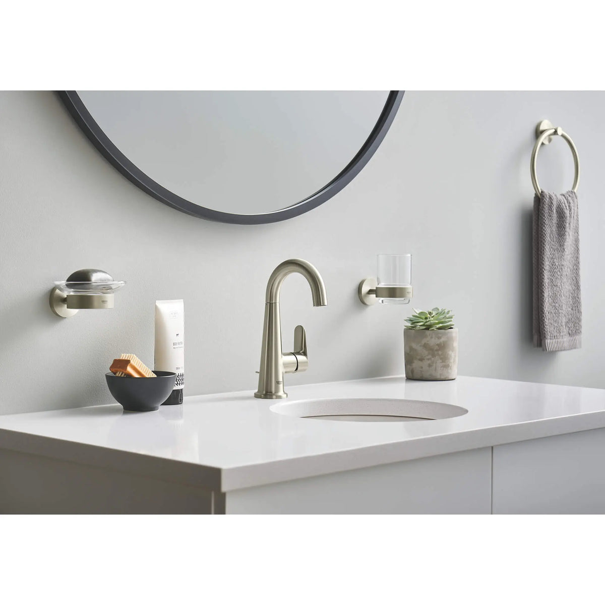 GROHE 23837EN0 Veletto Single-Handle 4" Centerset Bathroom Faucet, 1.2 GPM - Brushed Nickel