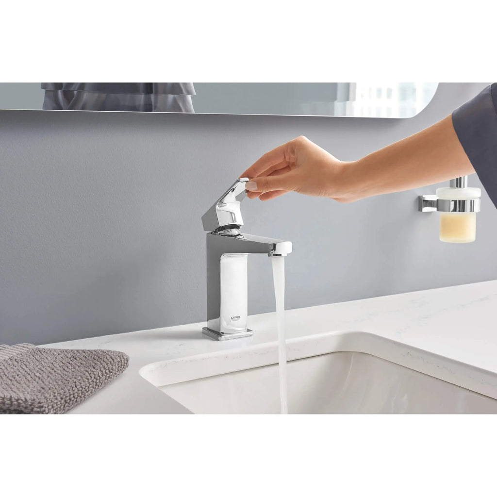 GROHE 23838000 Tallinn Single Hole Single-Handle Bathroom Faucet, 1.2 GPM - Chrome