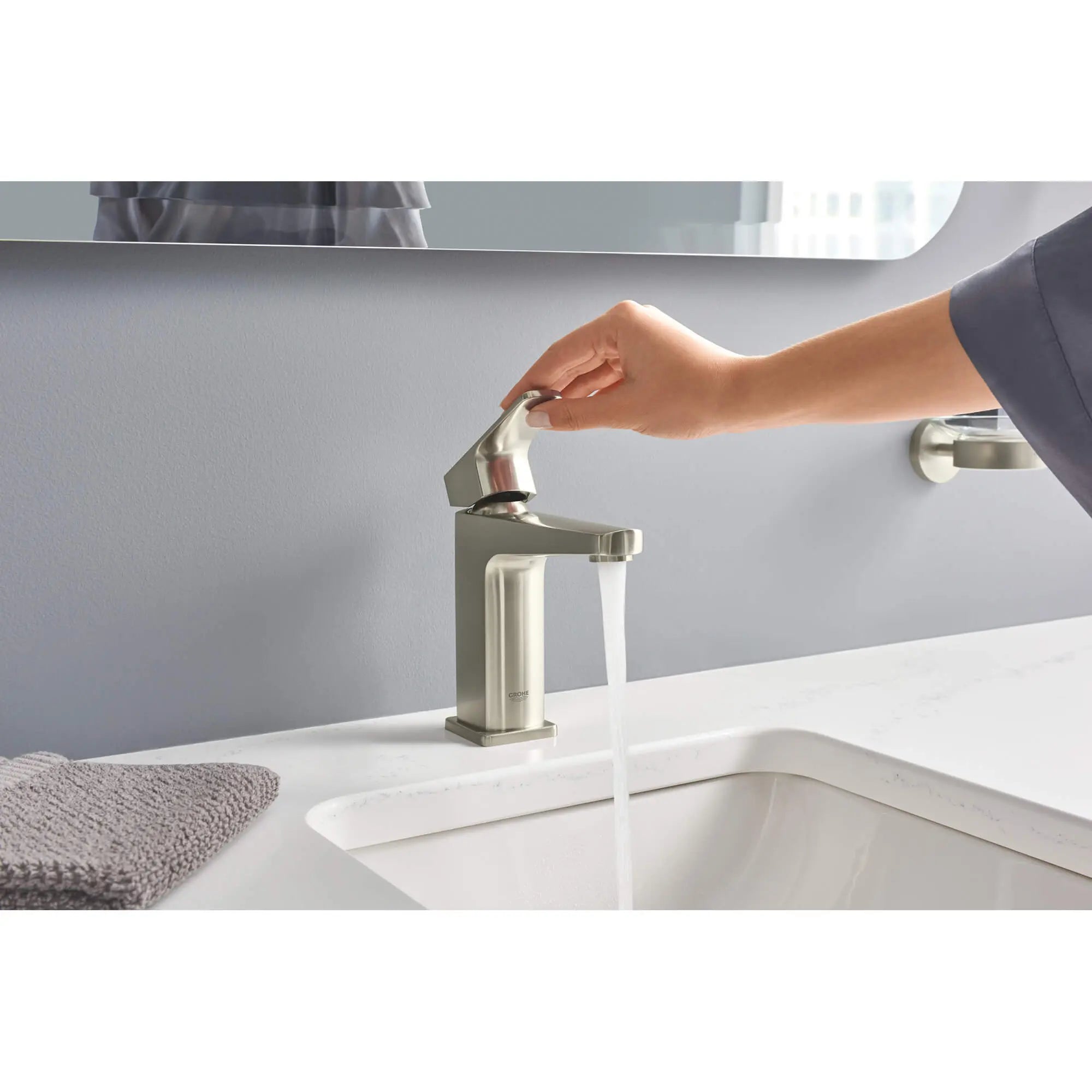 GROHE 23838EN0 Tallinn Single Hole Single-Handle Bathroom Faucet, 1.2 GPM - Brushed Nickel