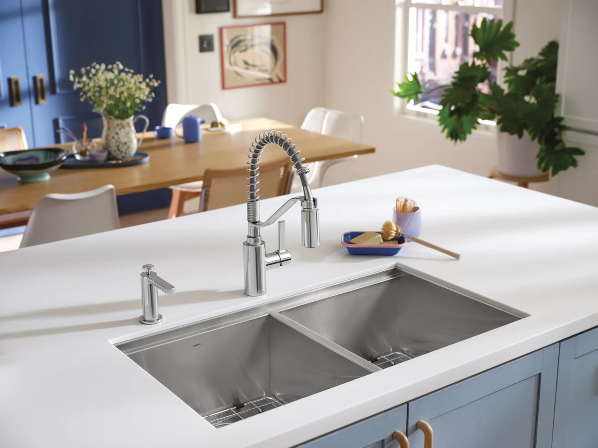 MOEN 5926 Genta Lx One-Handle Pre-Rinse Spring Pulldown Kitchen Faucet - Chrome