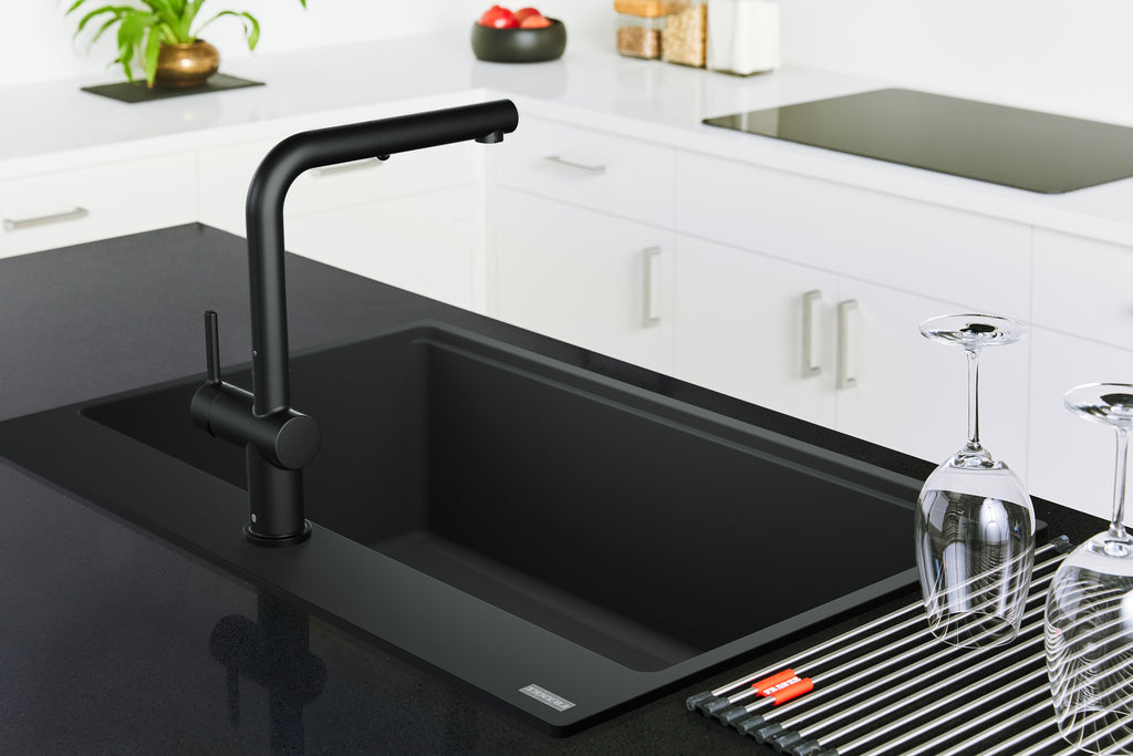 FRANKE MAG61029-MBK Maris Topmount 31-in x 20.88-in Granite Single Bowl Kitchen Sink in Matte Black In Matte Black