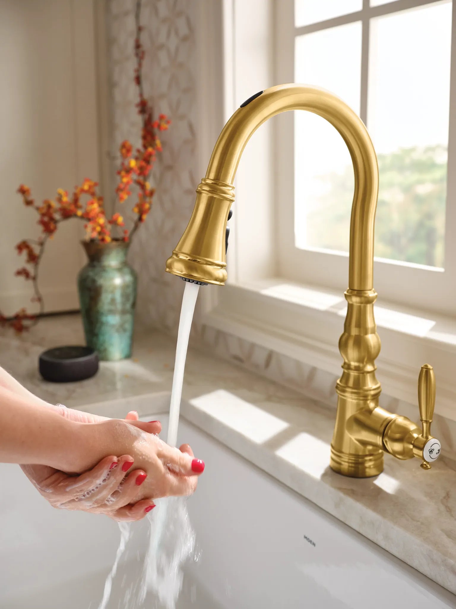 MOEN S73004EV2BG Weymouth Motion Control Smart Pulldown Touchless Kitchen Faucet - Brushed Gold