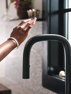 MOEN S74001EV2BL Tenon Motion Control Smart Pulldown Touchless Kitchen Faucet - Matte Black