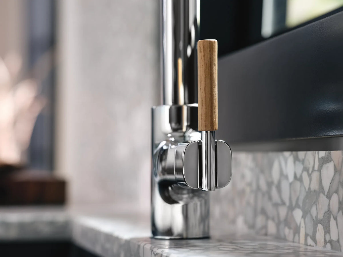 MOEN S74001EV2C Tenon Motion Control Smart Pulldown Touchless Kitchen Faucet - Chrome