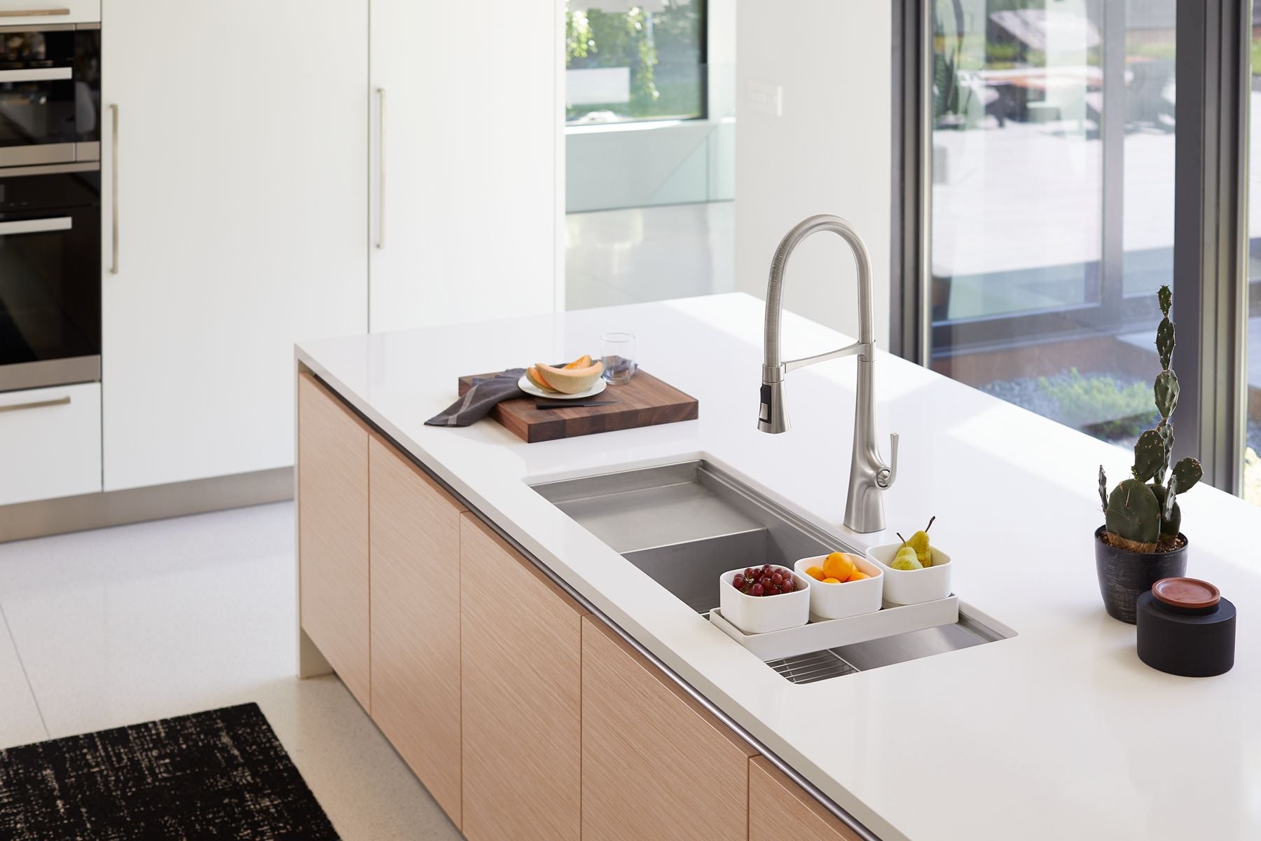 KOHLER K-22060-BL Graze Semi-Professional Kitchen Sink Faucet With Three-Function Sprayhead - Matte Black