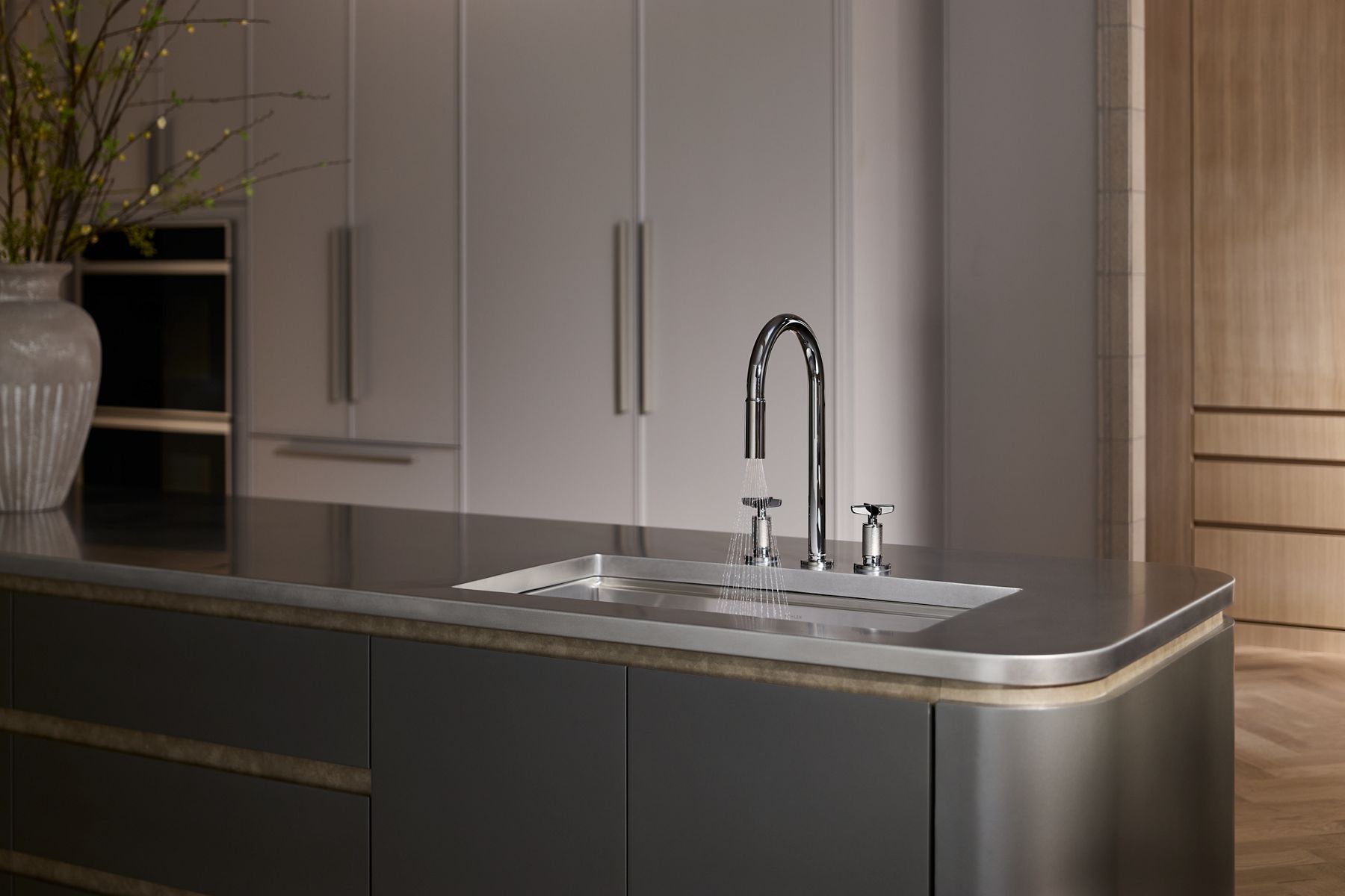 KOHLER K-28677-3RT2-BMB Billet Touchless Pull-Down Kitchen Sink Faucet With Two-Function Sprayhead - Matte Black With Brushed Moderne Brass