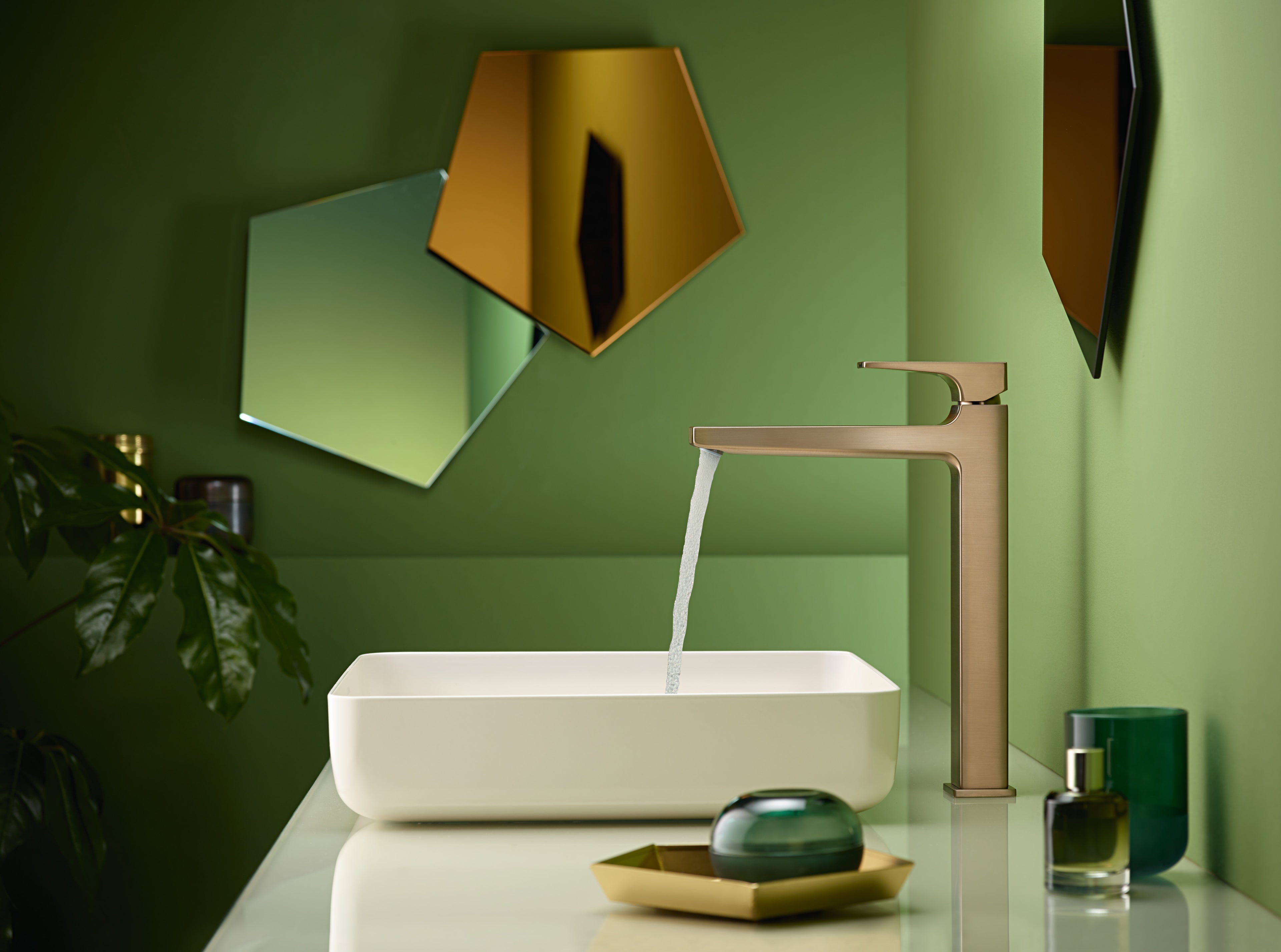 HANSGROHE 32513141 Metropol Single-Hole Faucet 260 with Lever Handle, 1.2 GPM - Brushed Bronze
