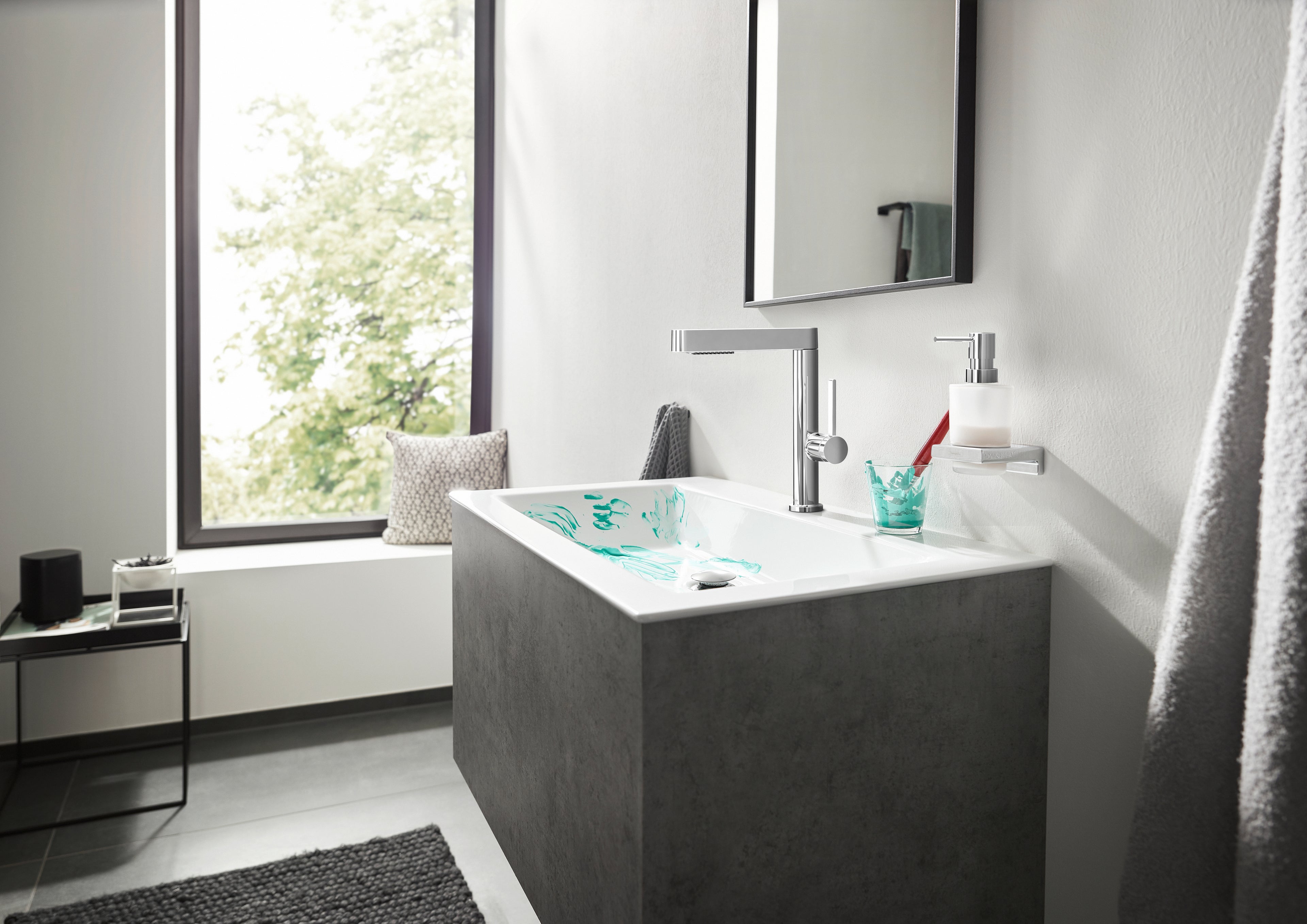 HANSGROHE 76063001 Finoris Single-Hole Faucet 230 with 2-Spray Pull-Out, 1.2 GPM - Chrome