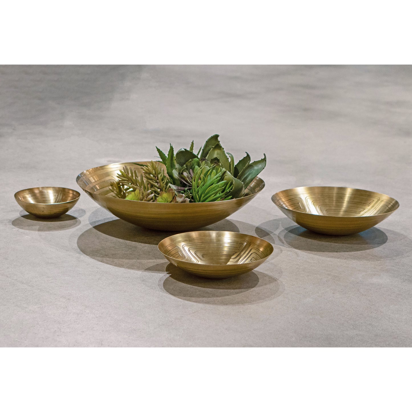 ELK SIGNATURE H0807-10674 Maze Etched Centerpiece Bowl - Brass