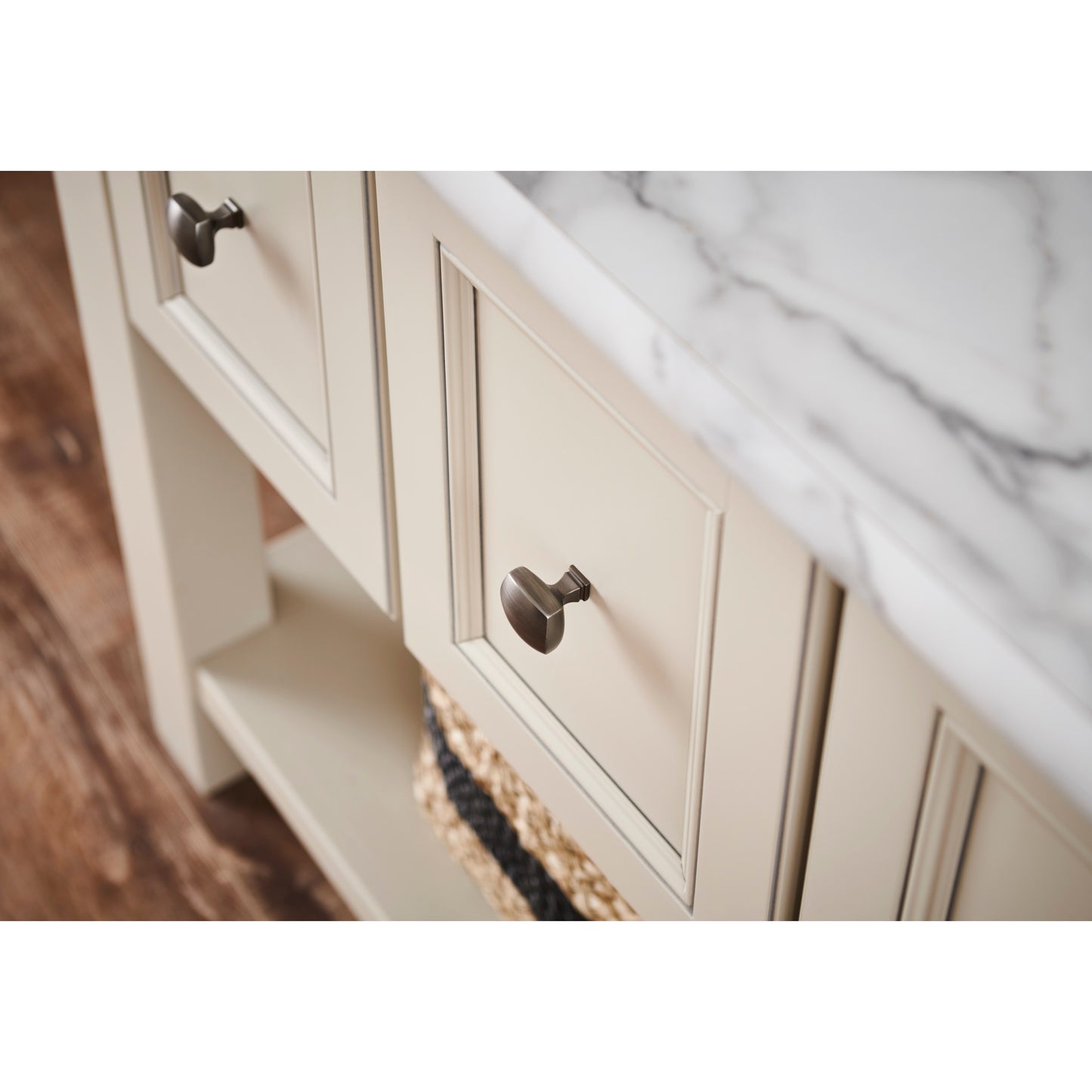 JEFFREY ALEXANDER 278L-BNBDL Audrey 1-3/8" Diameter Square Knob - Brushed Pewter