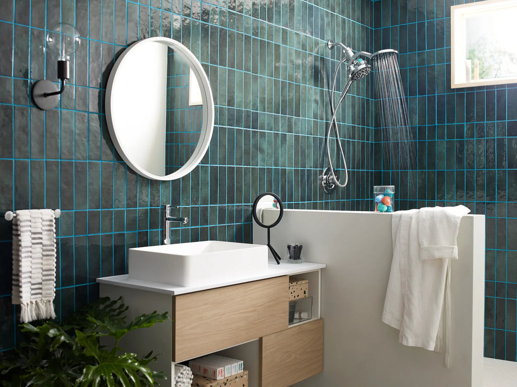 MOEN IN208C2 Chrome six-function 6-1/2" diameter spray head eco rainshower and handshower
