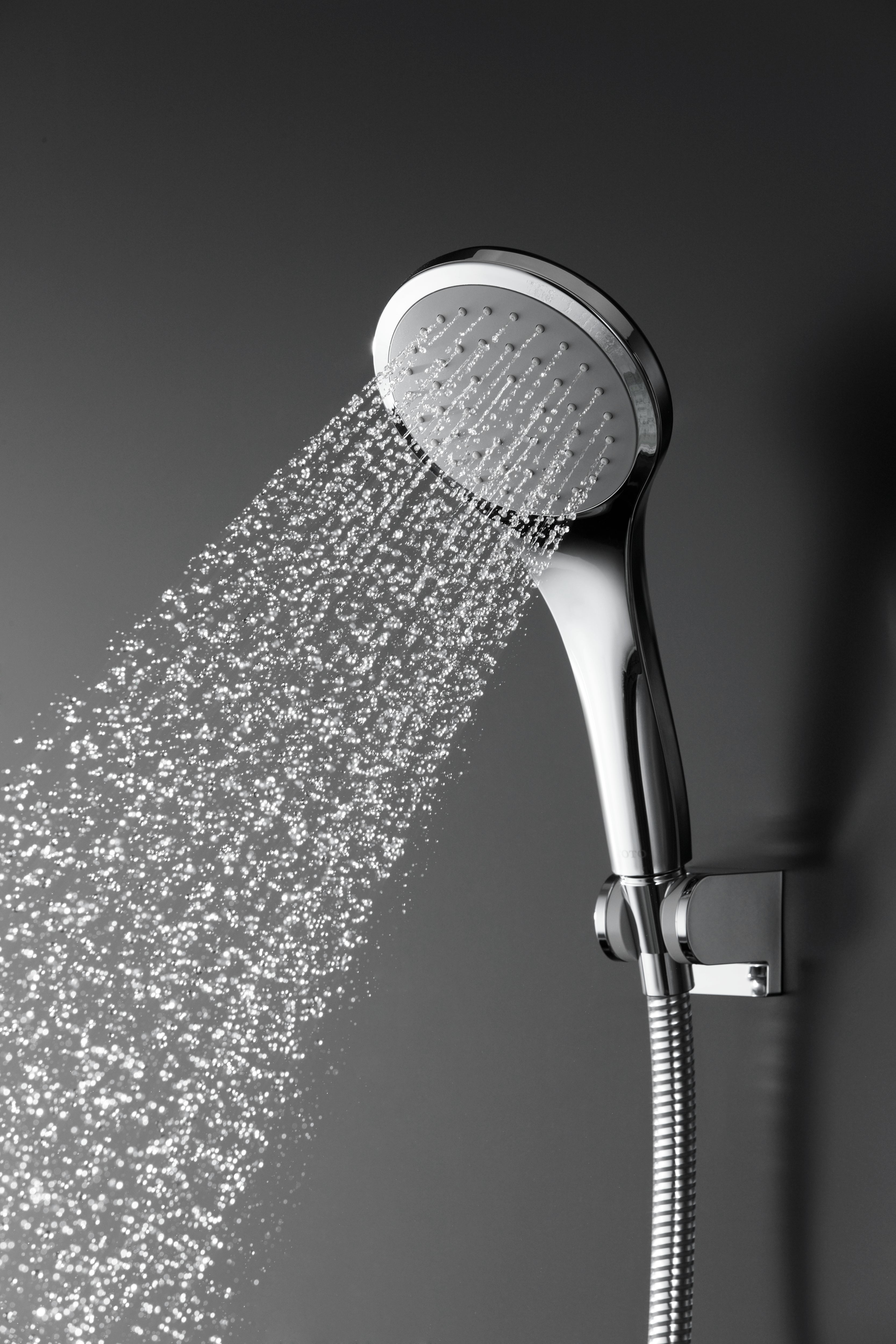 TOTO TS112FL51#BN Classic Series Aero Handshower Single Spray Mode 2.0 Gpm - Brushed Nickel