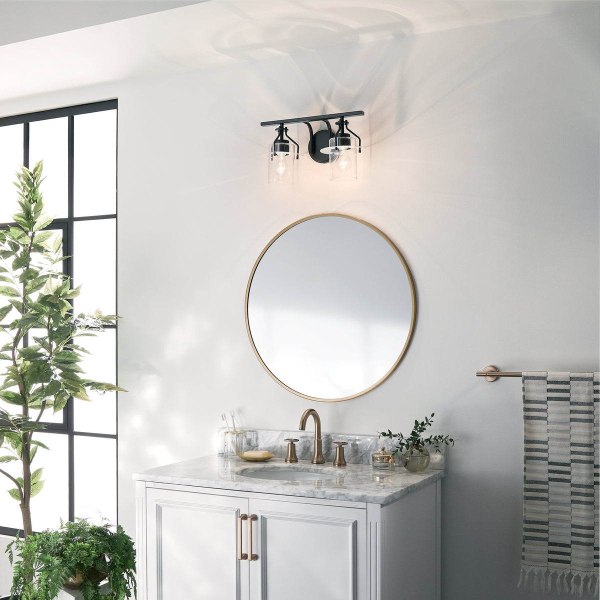 KICHLER 55078BK Everett 16 Inch 2 Light Vanity Light with Clear Glass in Black