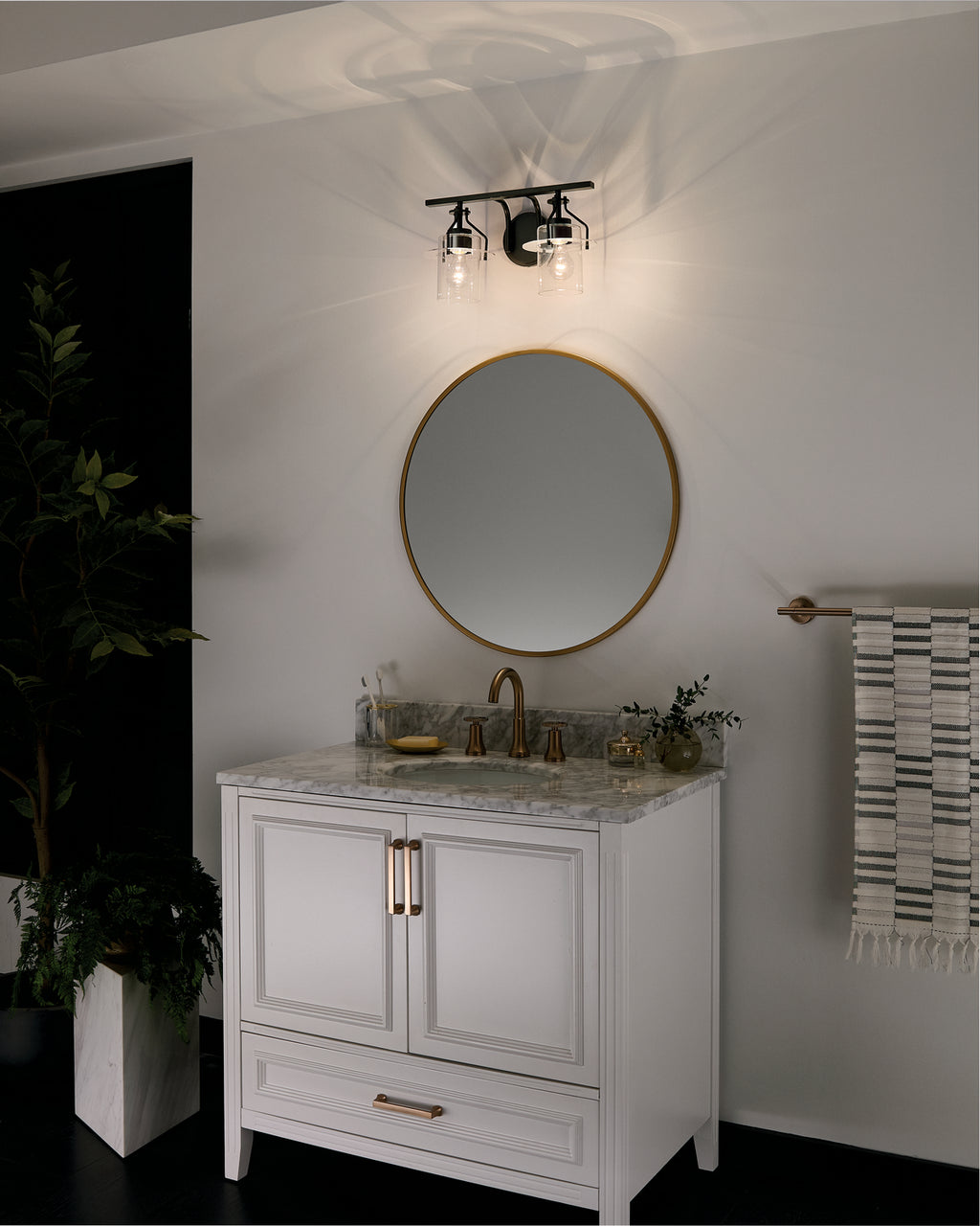 KICHLER 55078BK Everett 16 Inch 2 Light Vanity Light with Clear Glass in Black