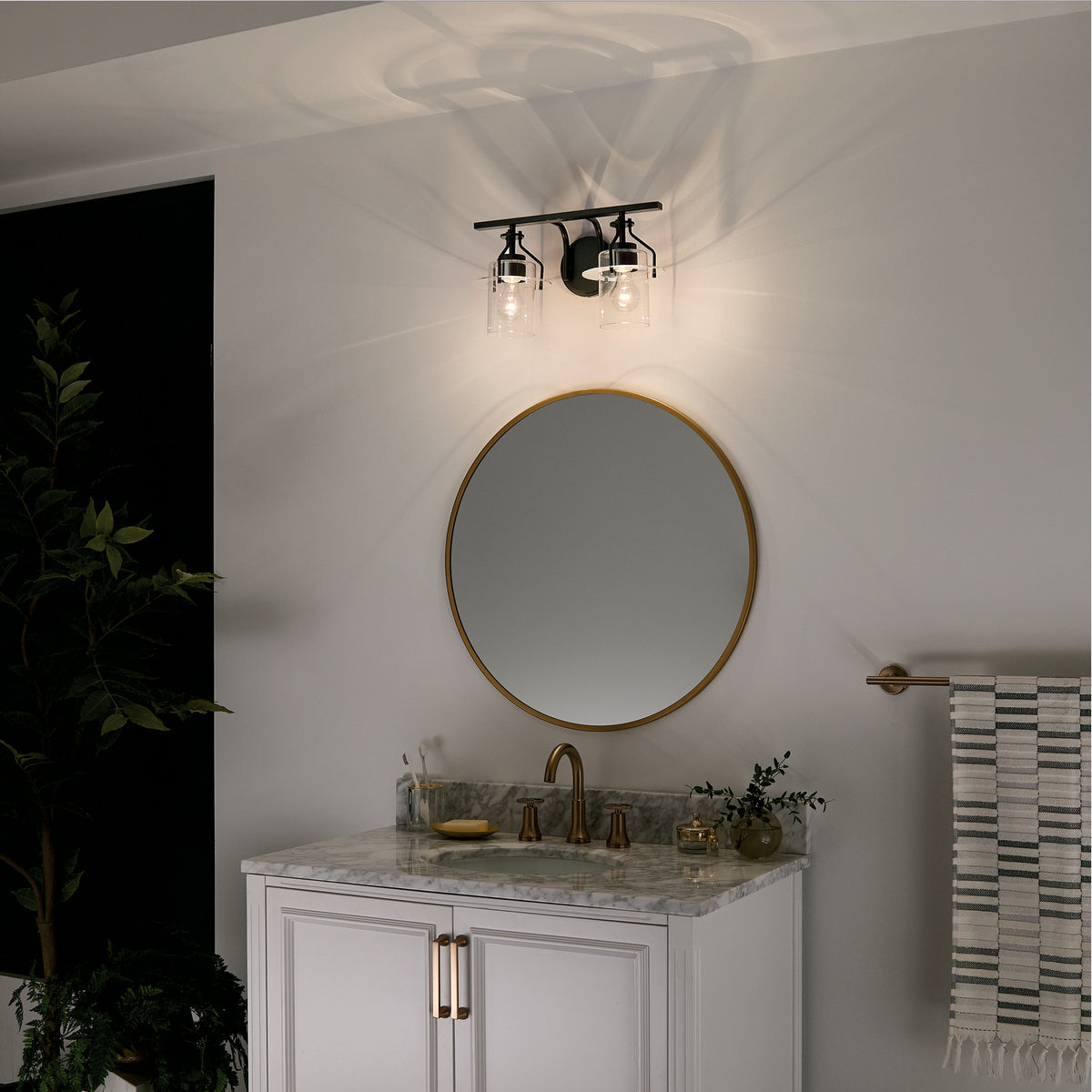KICHLER 55078BK Everett 16 Inch 2 Light Vanity Light with Clear Glass in Black