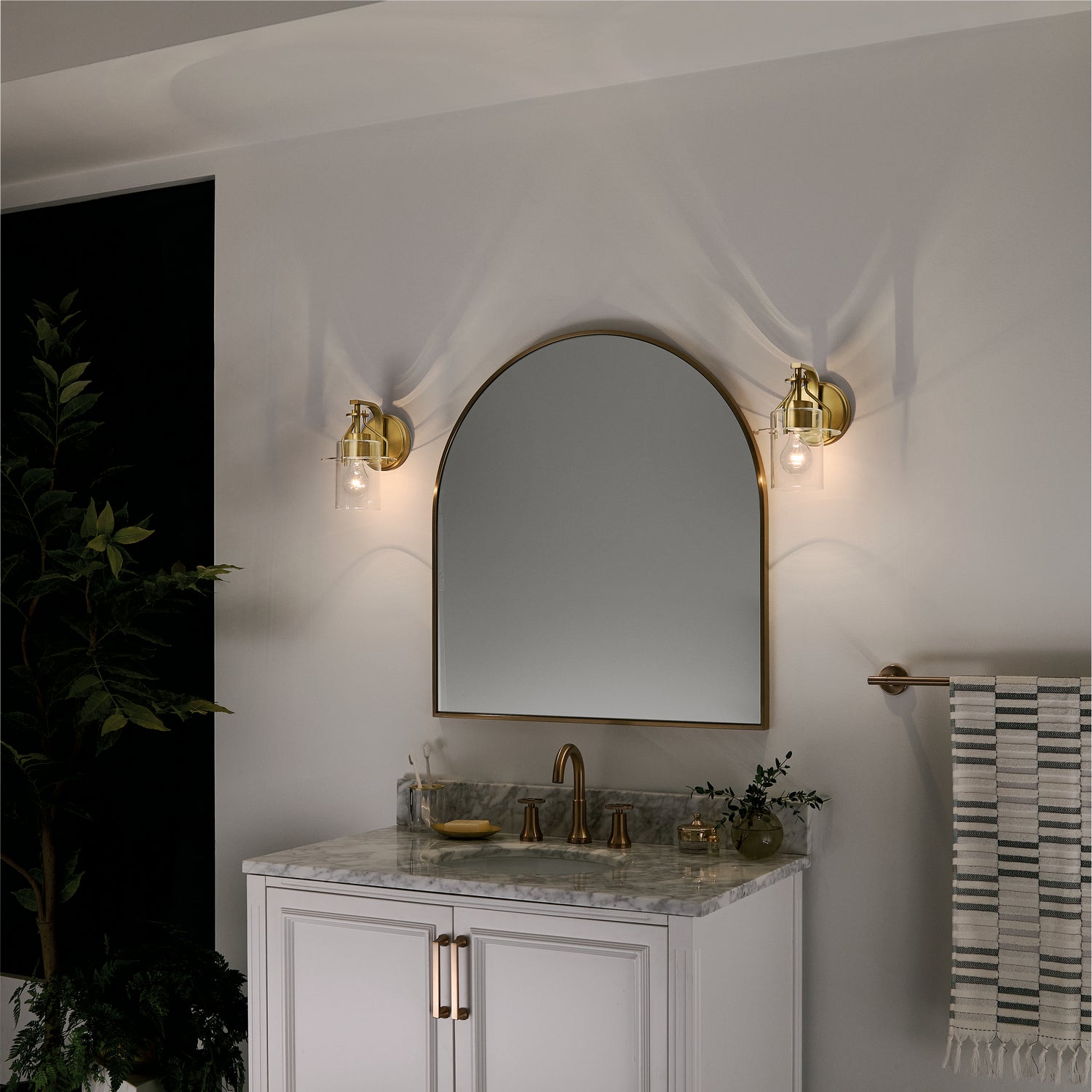 KICHLER 55077NBR Everett 9.25 Inch 1 Light Wall Sconce with Clear Glass in Polished Nickel