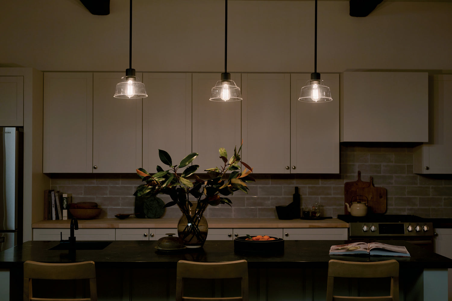 KICHLER 52405BK Eastmont 1 Light Mini Pendant With Clear Glass Black