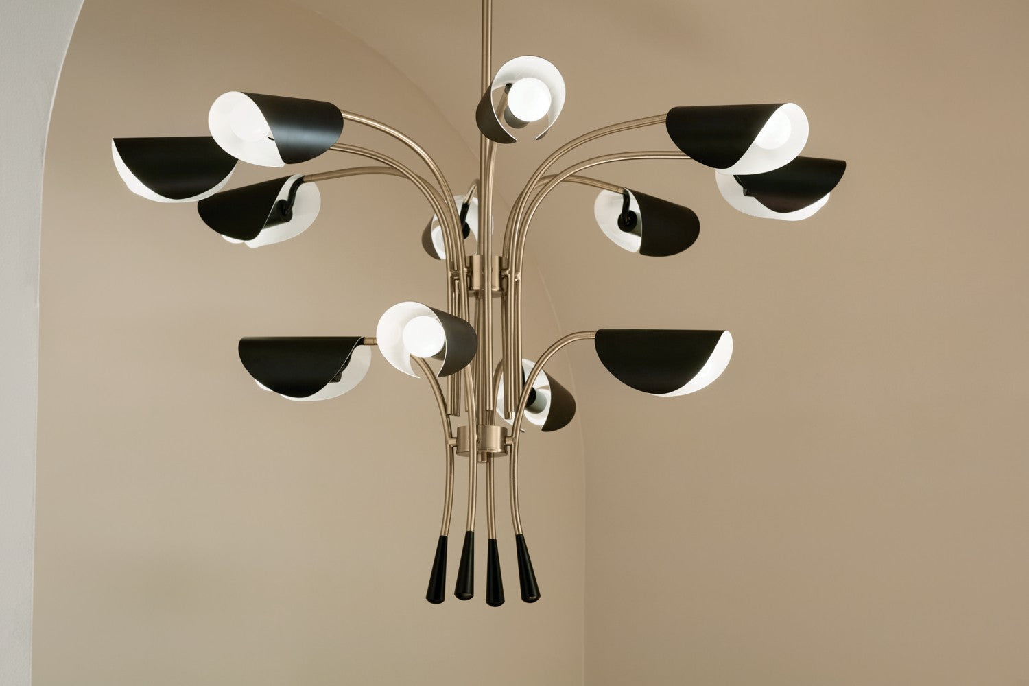 KICHLER 52561CPZBK Arcus 46.25 Inch 12 Light Chandelier In Champagne Bronze With Black