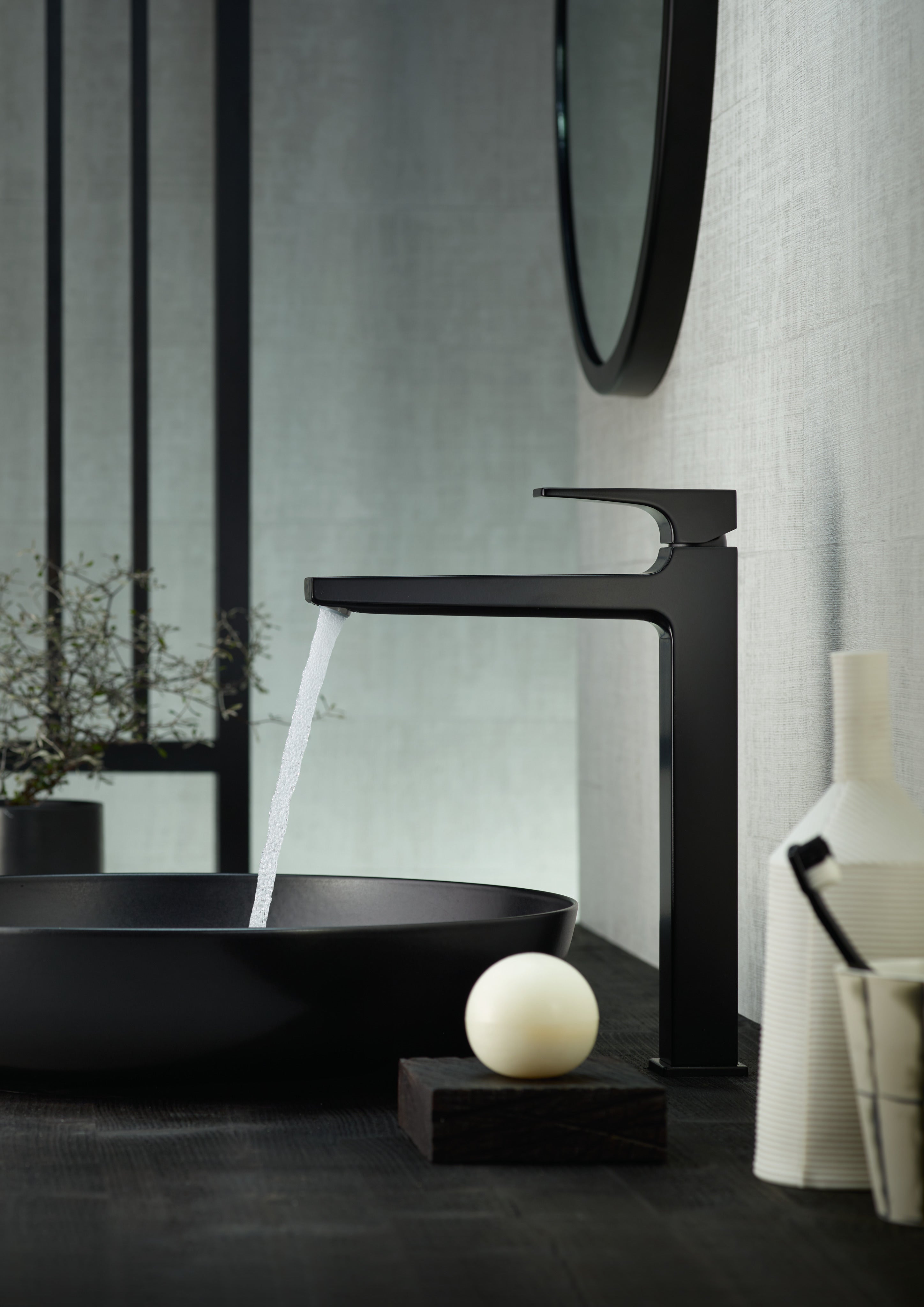 HANSGROHE 32513671 Metropol Single-Hole Faucet 260 with Lever Handle, 1.2 GPM - Matte Black