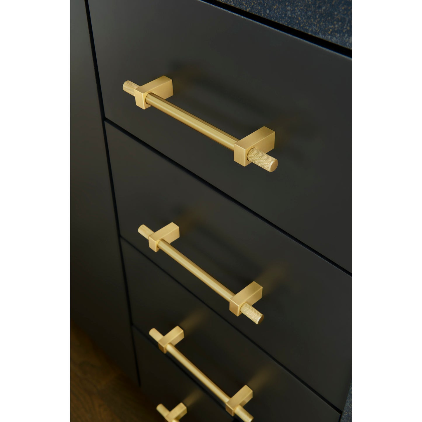 JEFFREY ALEXANDER 598-18BG Larkin Knurled Center 18" Center-to-Center Appliance Pull - Brushed Gold