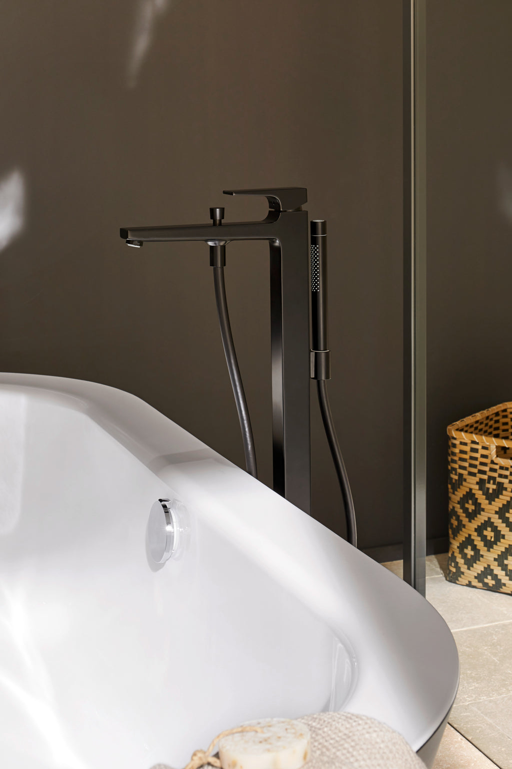 HANSGROHE 32532671 Metropol Freestanding Tub Filler Trim with Lever Handle and 1.75 GPM Handshower - Matte Black